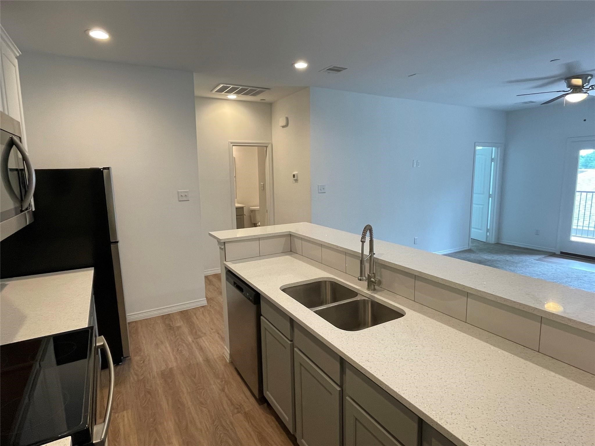 112 Kelley Street Property Photo 6
