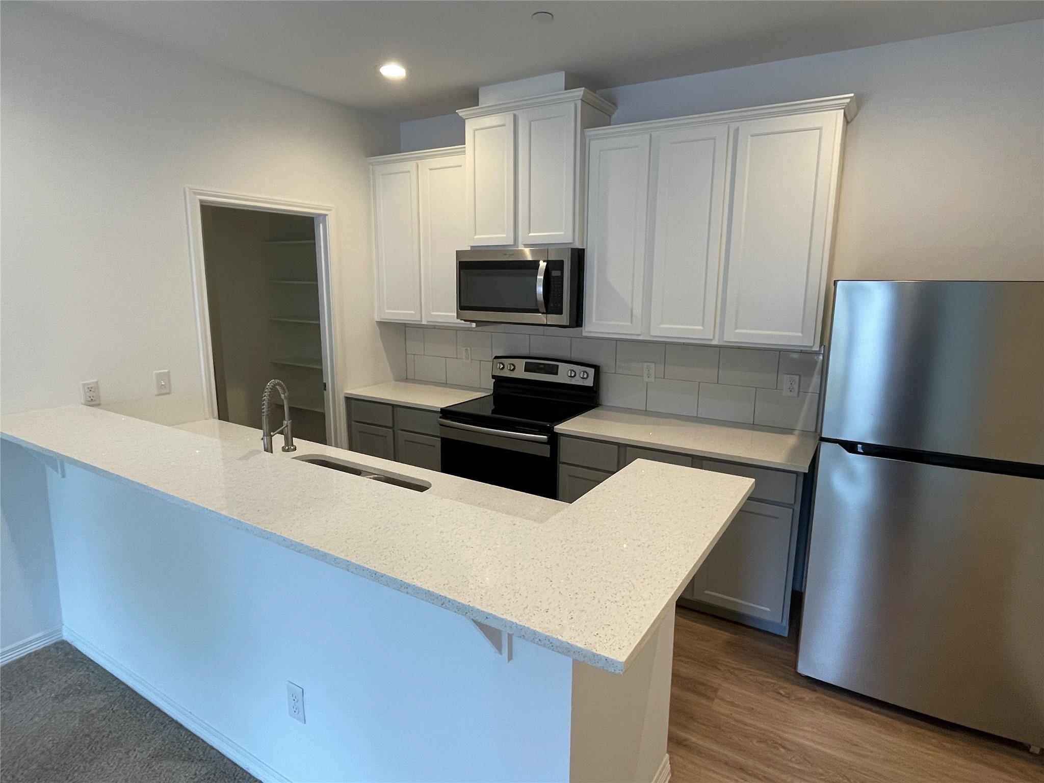 112 Kelley Street Property Photo 7