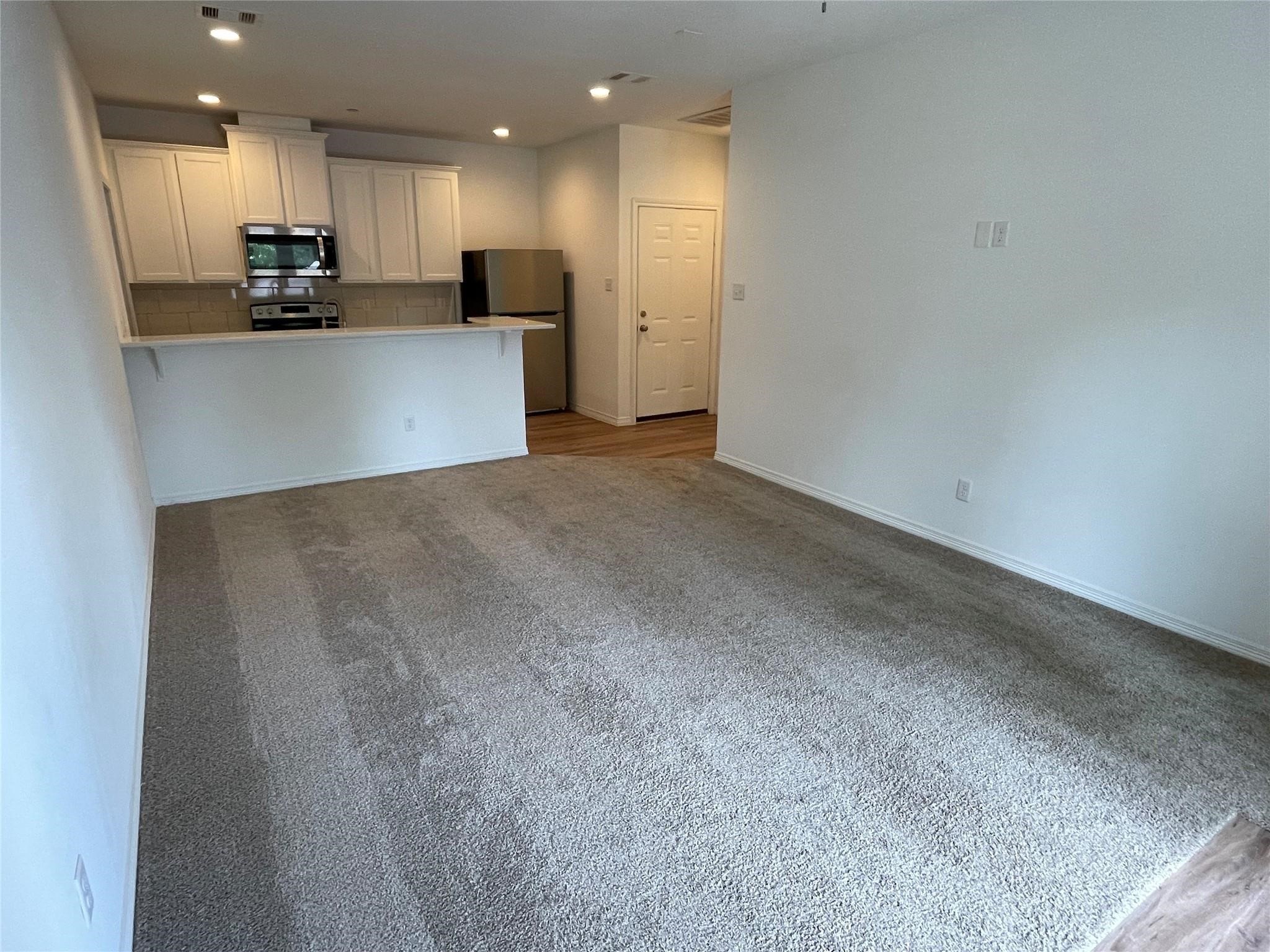 112 Kelley Street Property Photo 8
