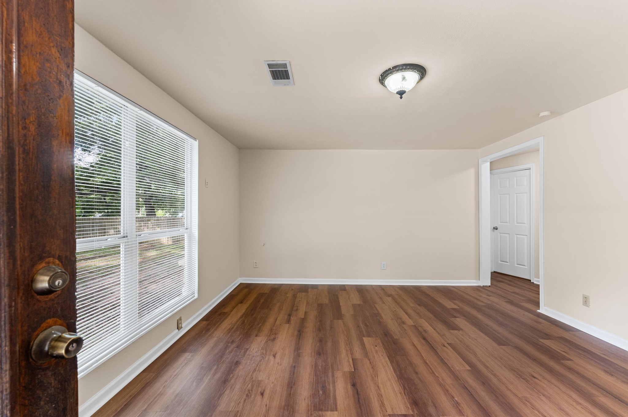 1505 Gladiola Avenue Property Photo 5