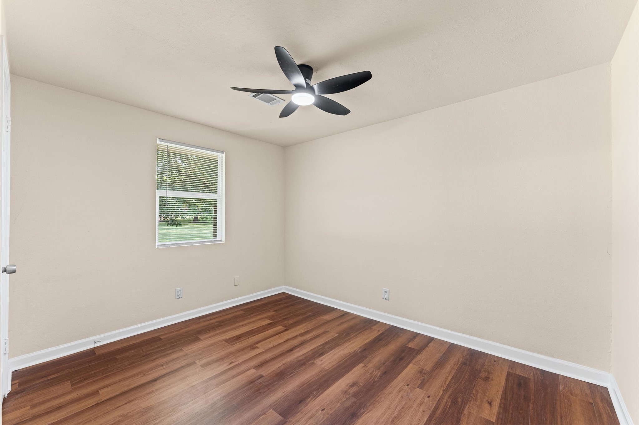 1505 Gladiola Avenue Property Photo 18