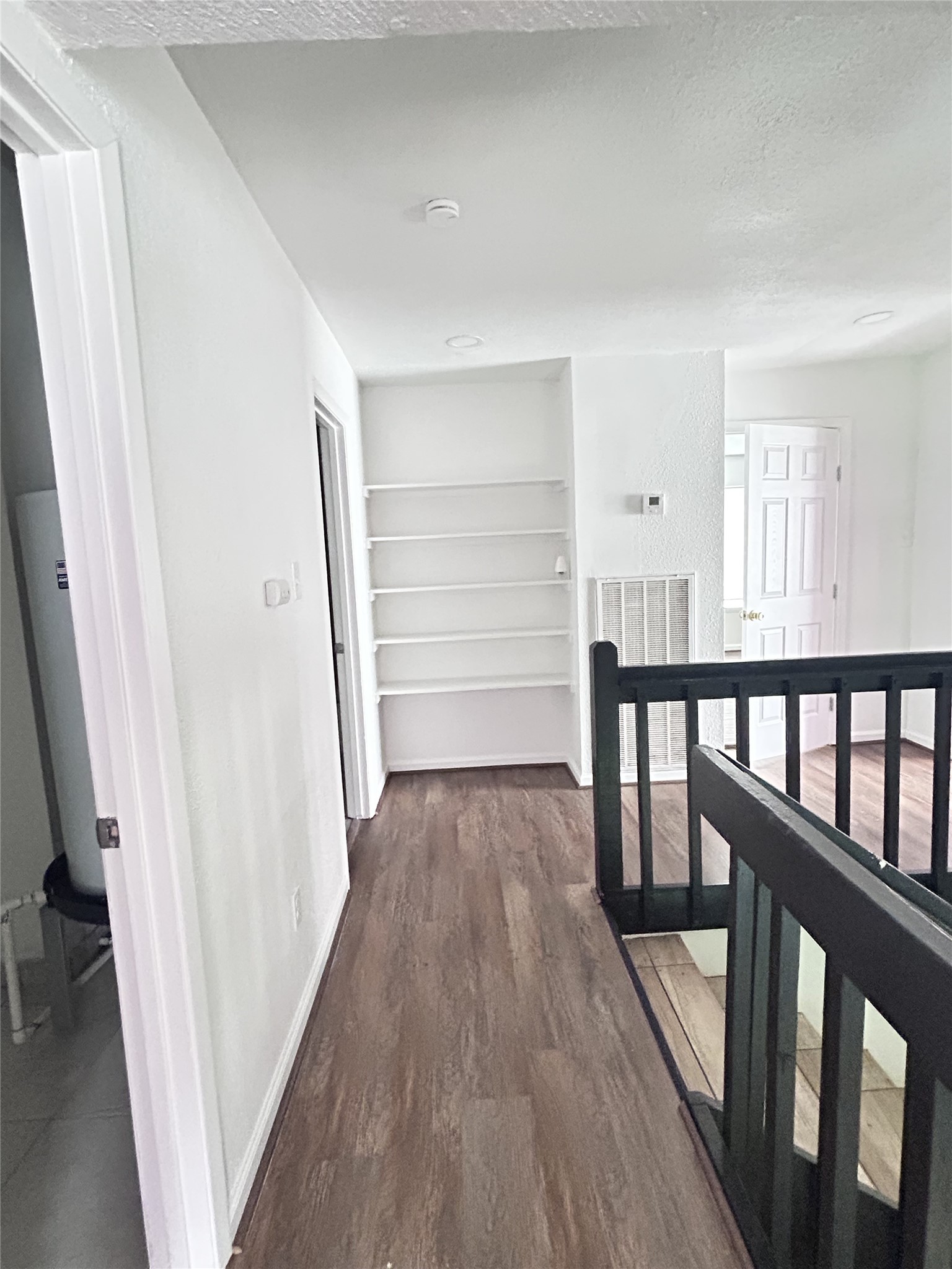 1810 Westbluff Drive Property Photo 8