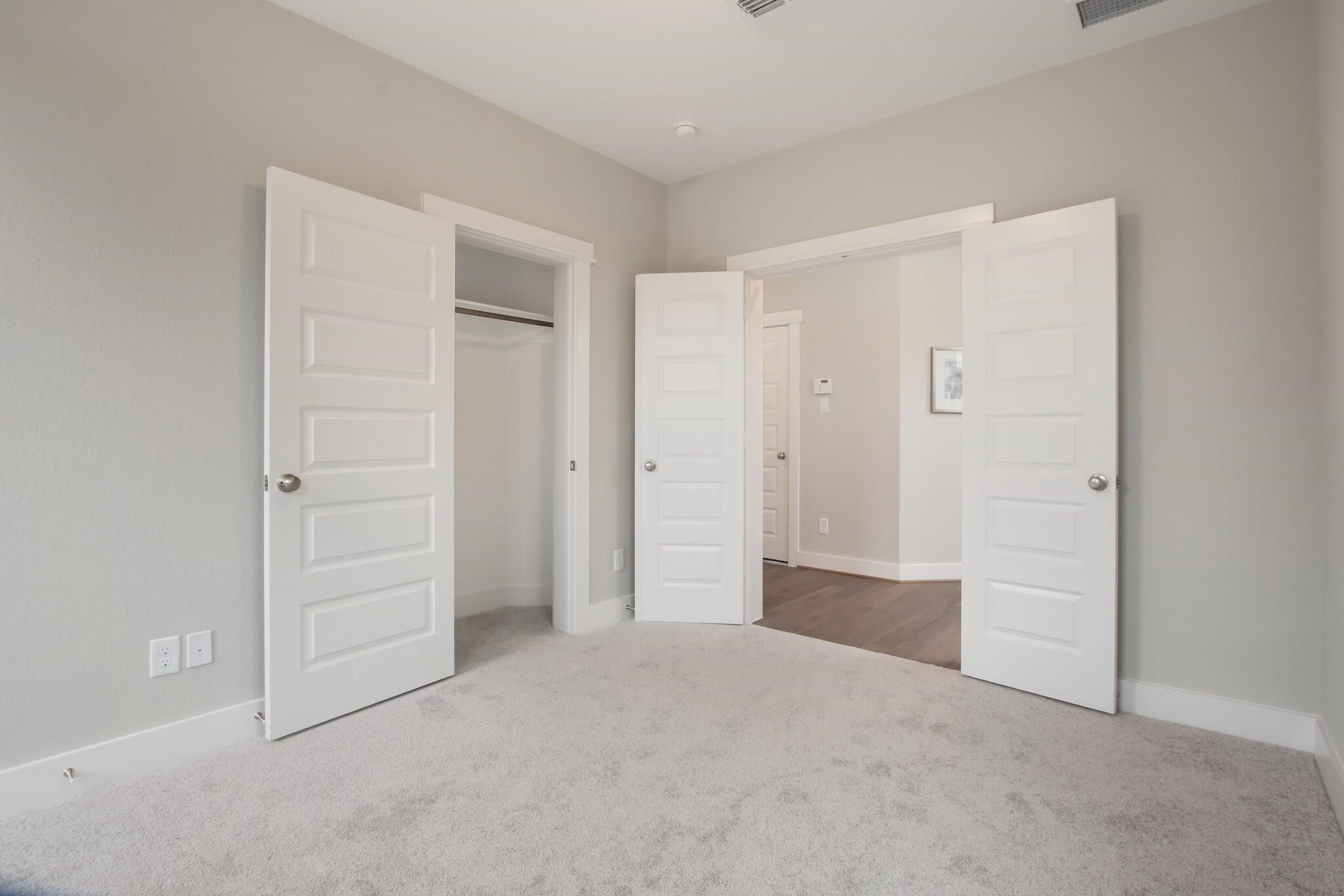 12558 Malachite Way Property Photo 5