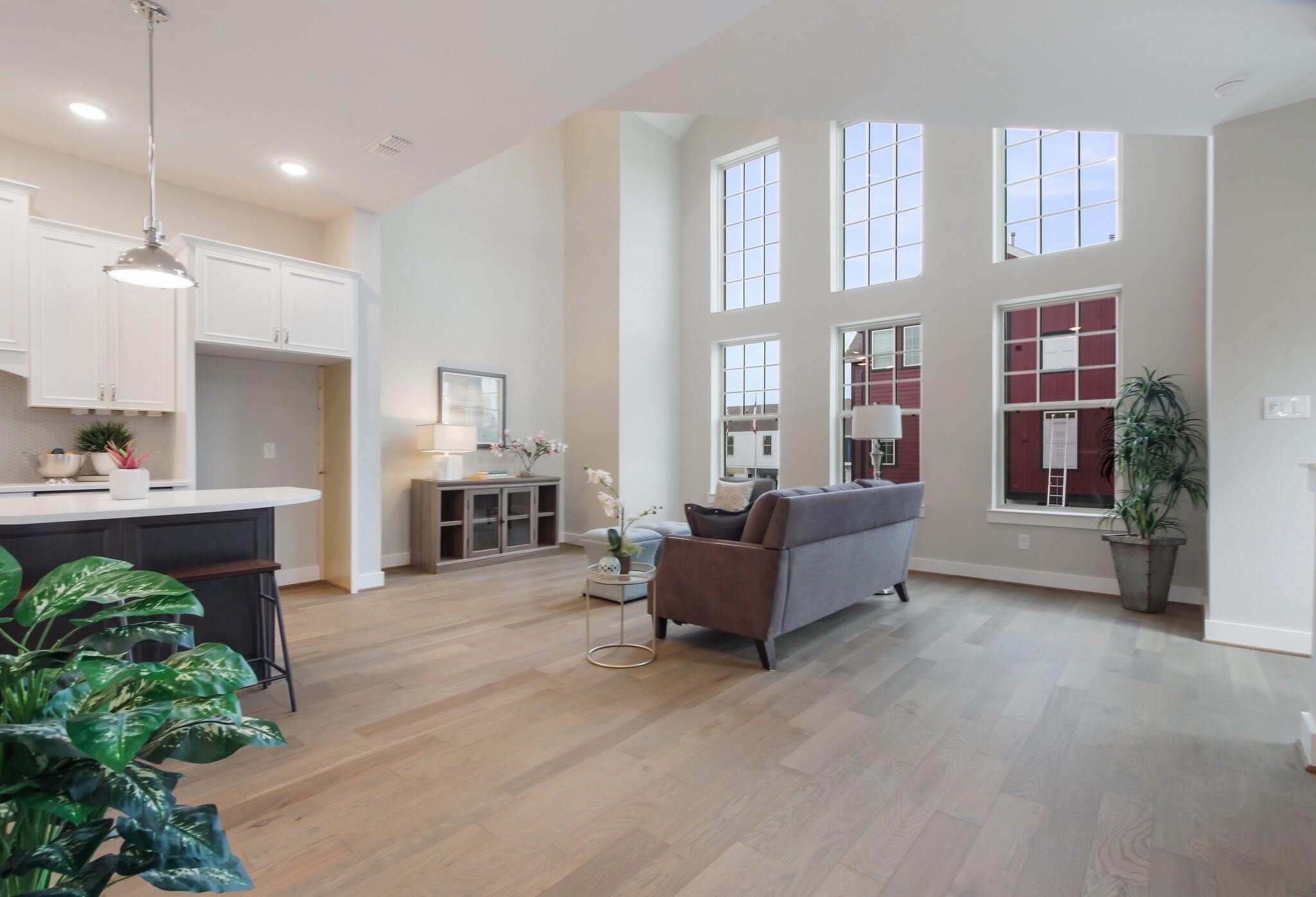 12558 Malachite Way Property Photo 10