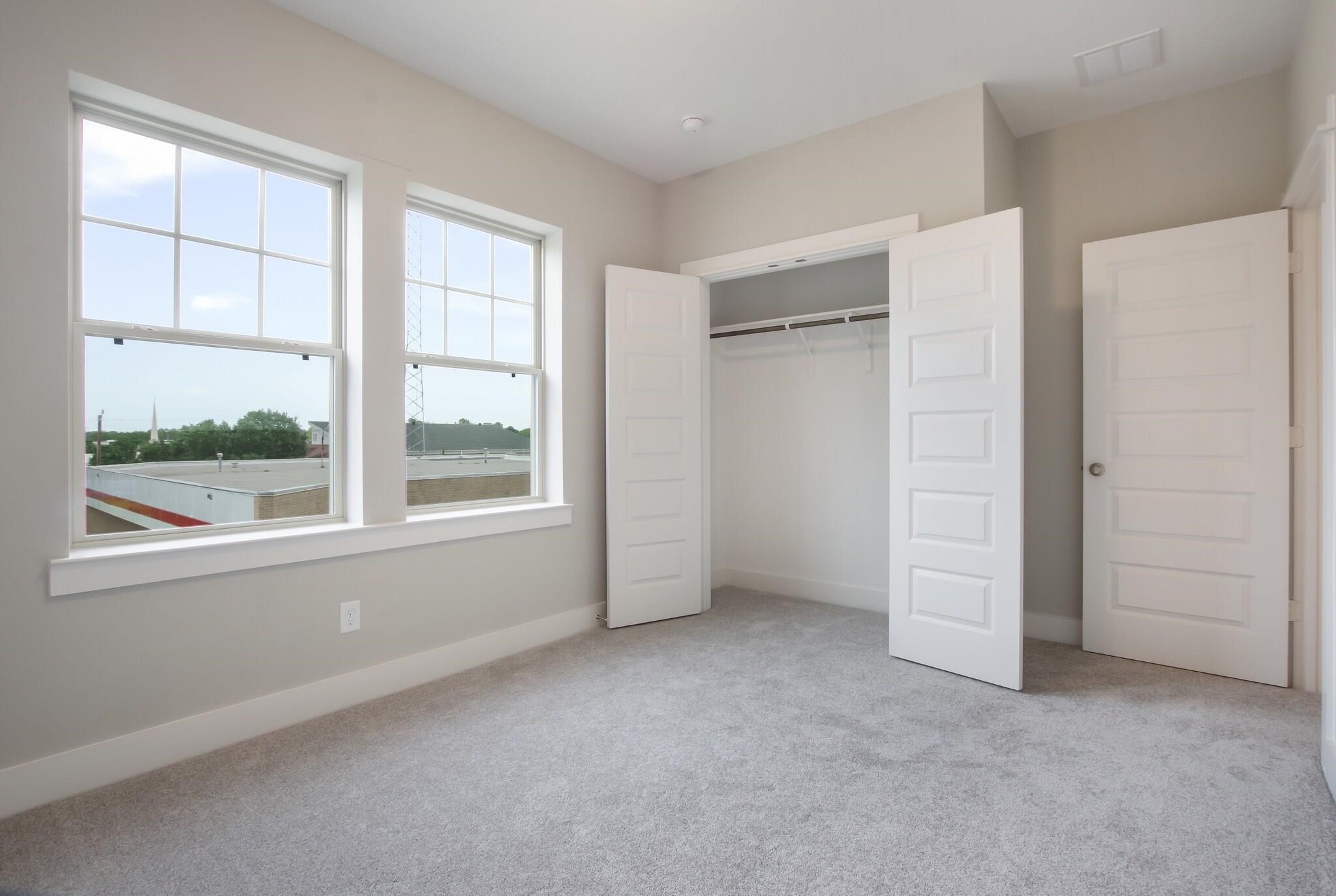 12558 Malachite Way Property Photo 26