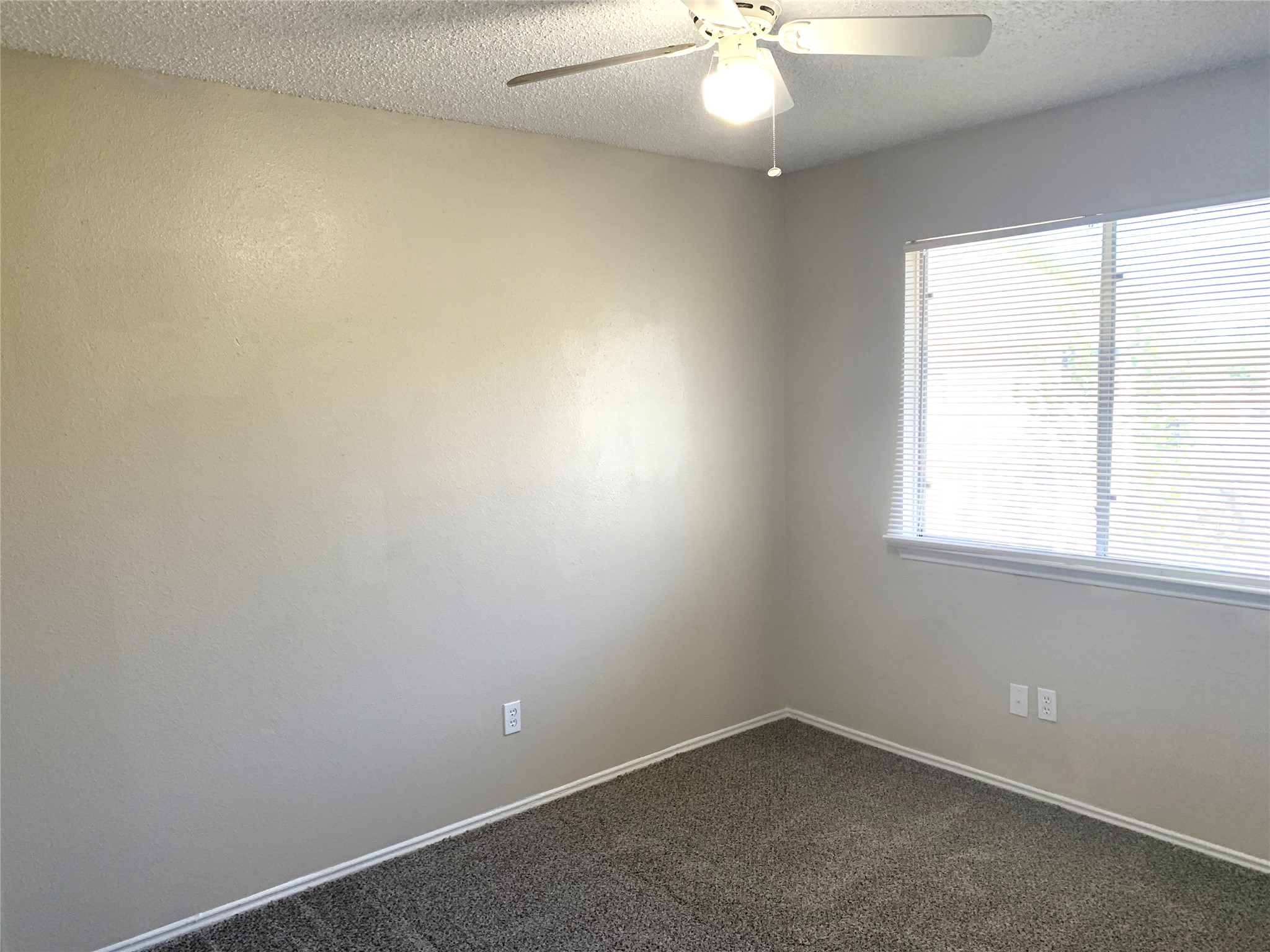 2002 Greencourt Drive Property Photo 6