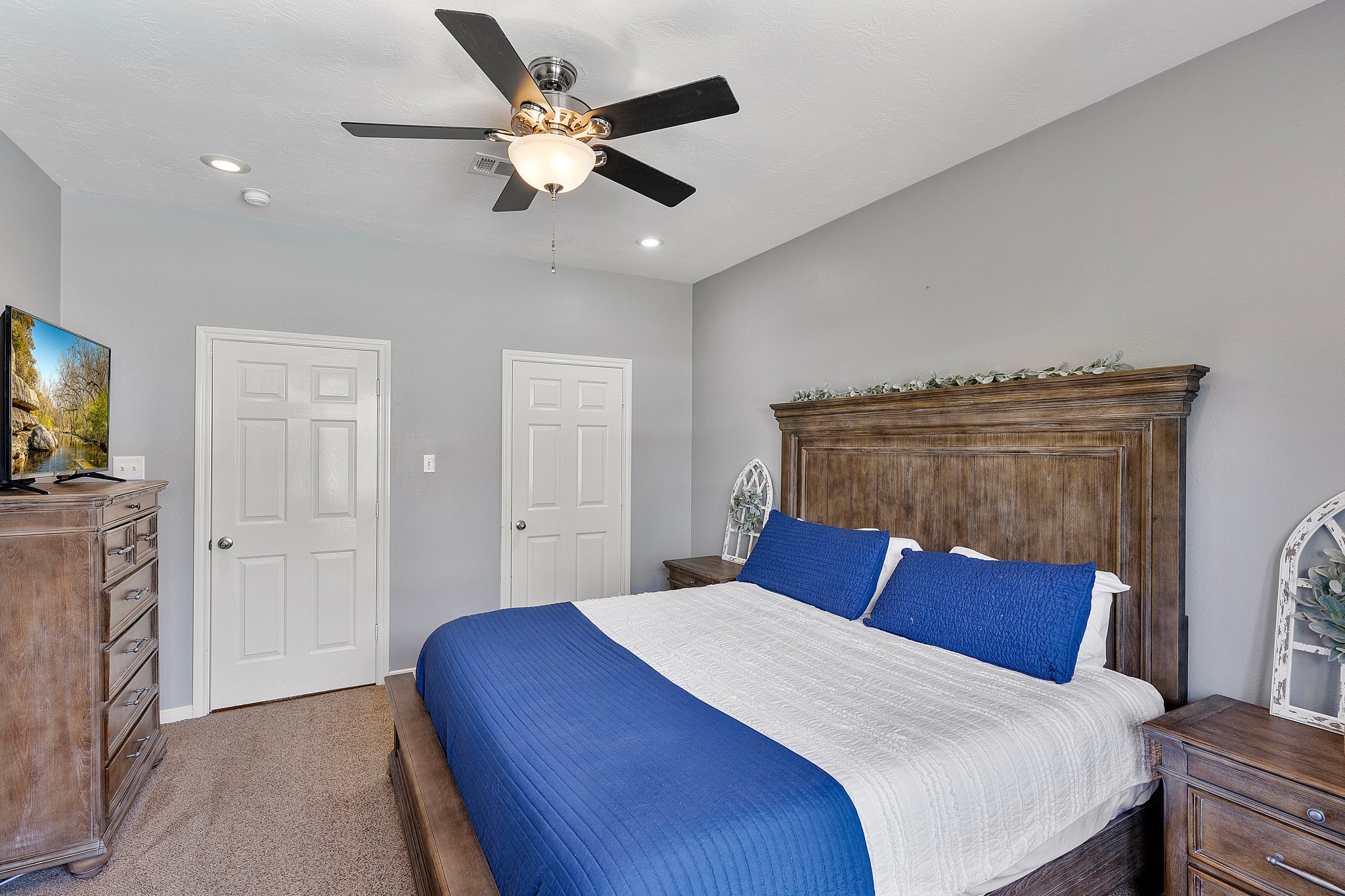 2930 Lake Breeze Lane Property Photo 16