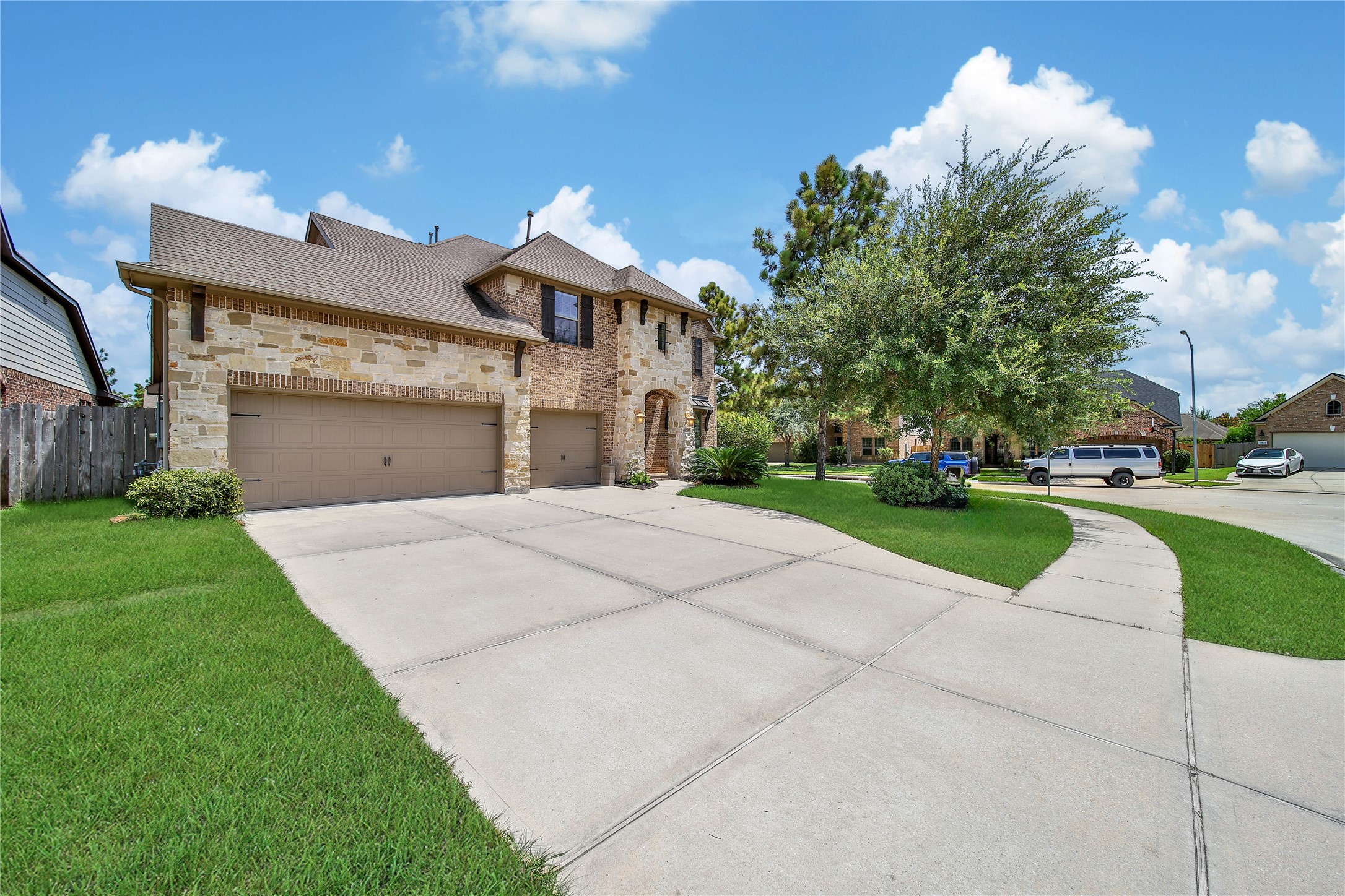 17506 Mineral Bluff Lane Property Photo 9