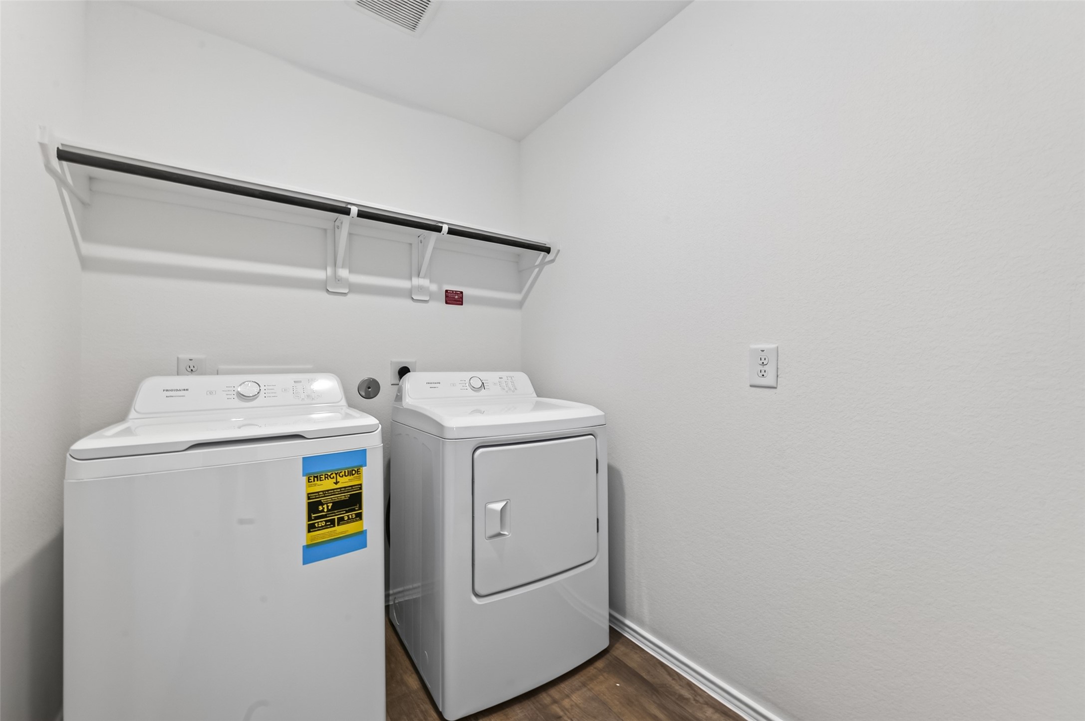 3030 Holland Lakes Drive Property Photo 43