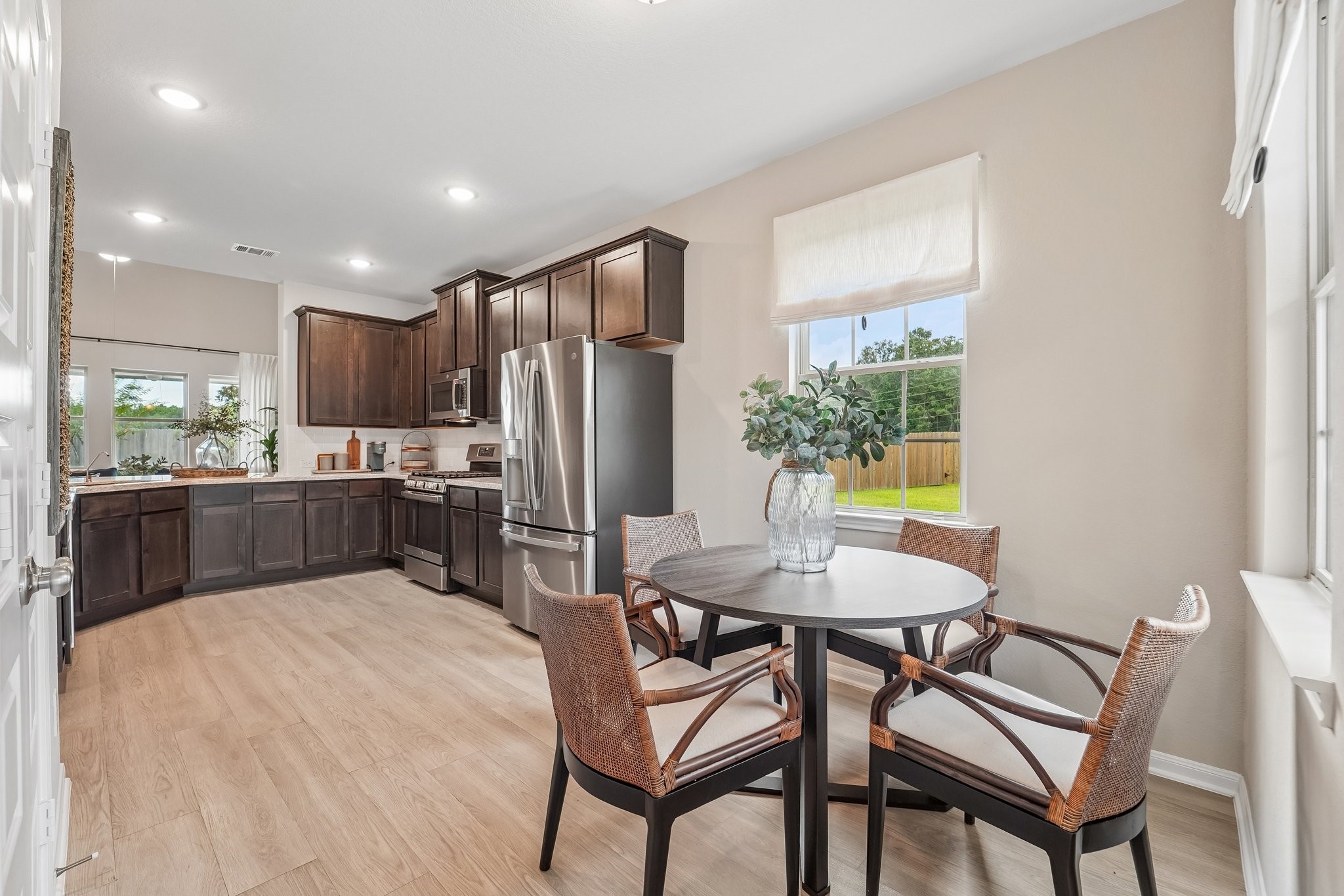 18616 Shauna Danielle Drive Property Photo 9