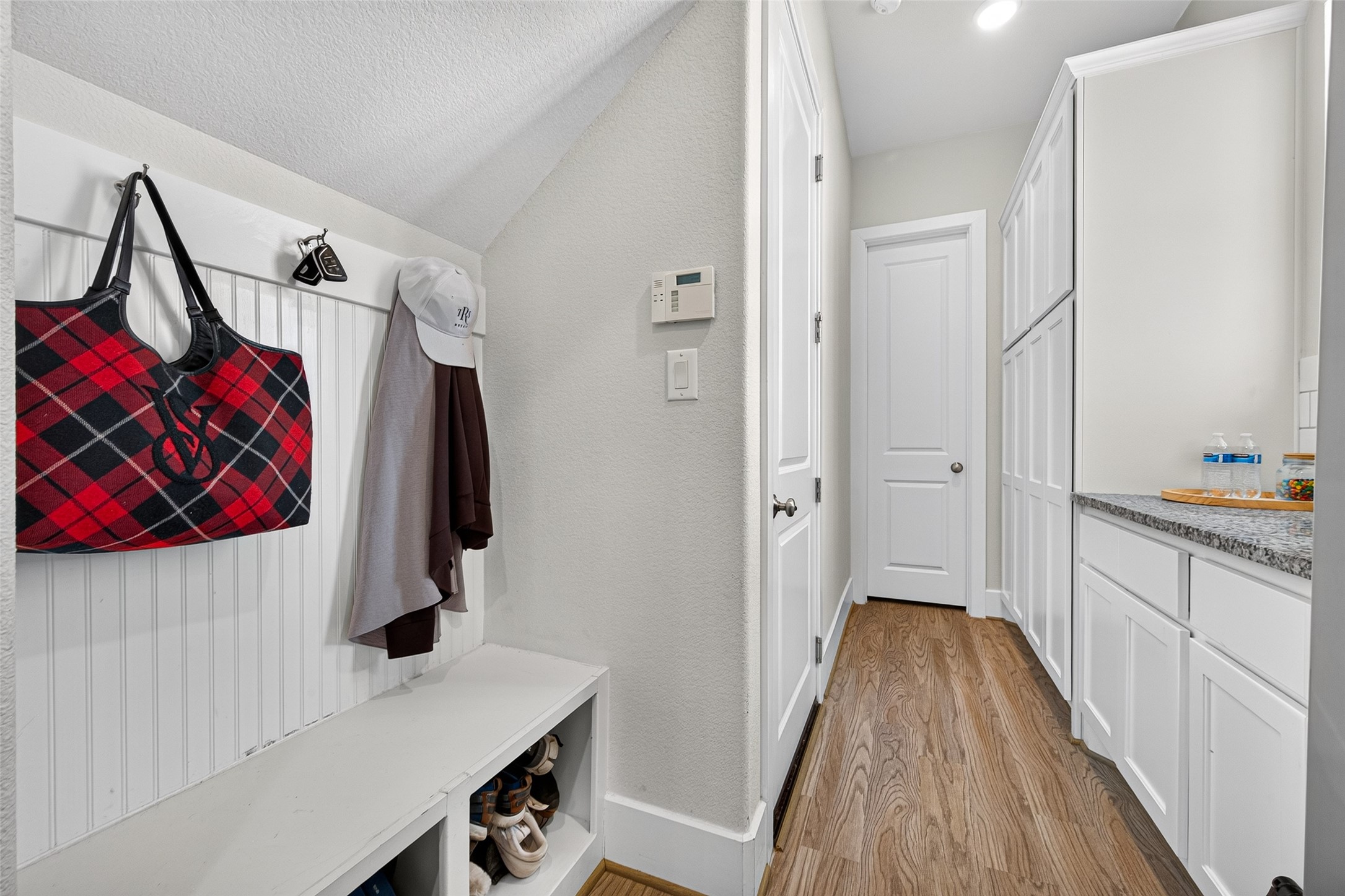 435 Imperial Boulevard Property Photo 24