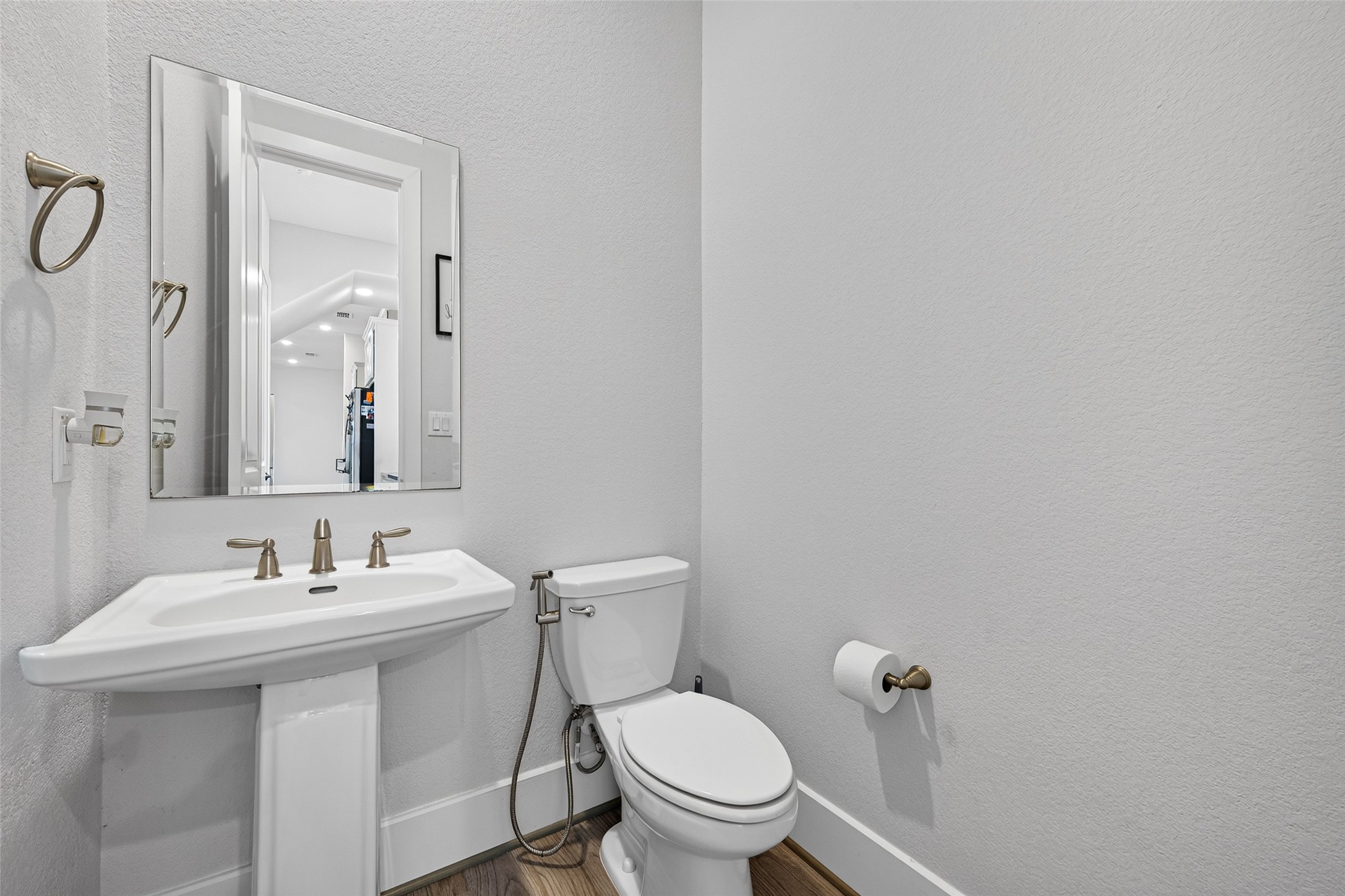 435 Imperial Boulevard Property Photo 25