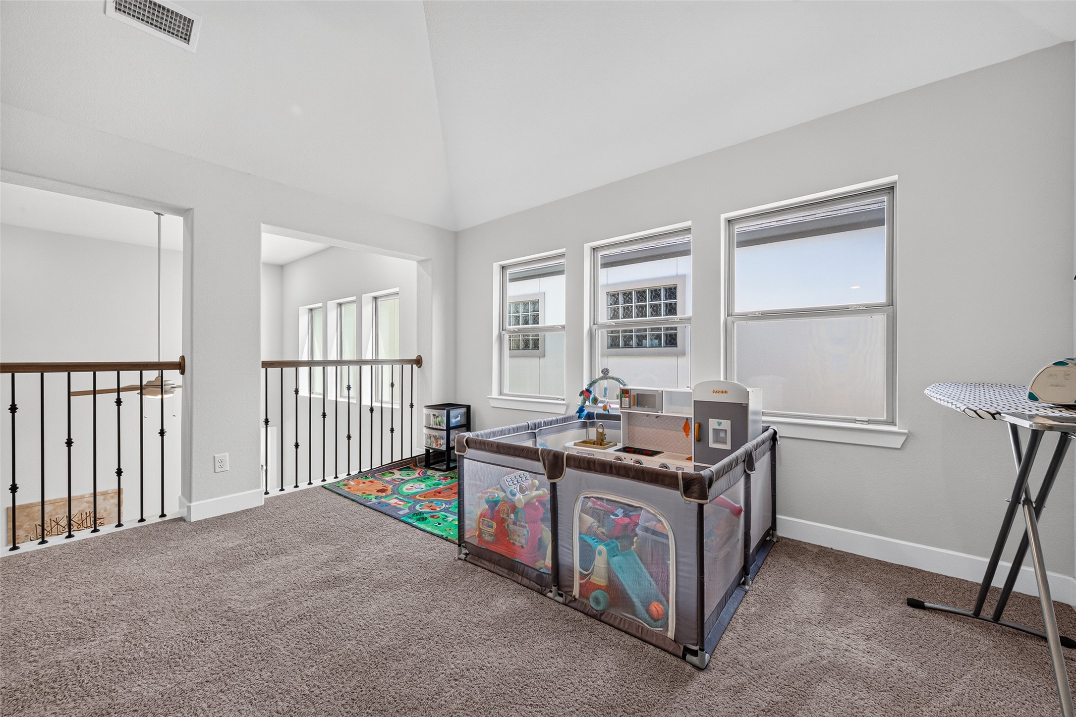 435 Imperial Boulevard Property Photo 28