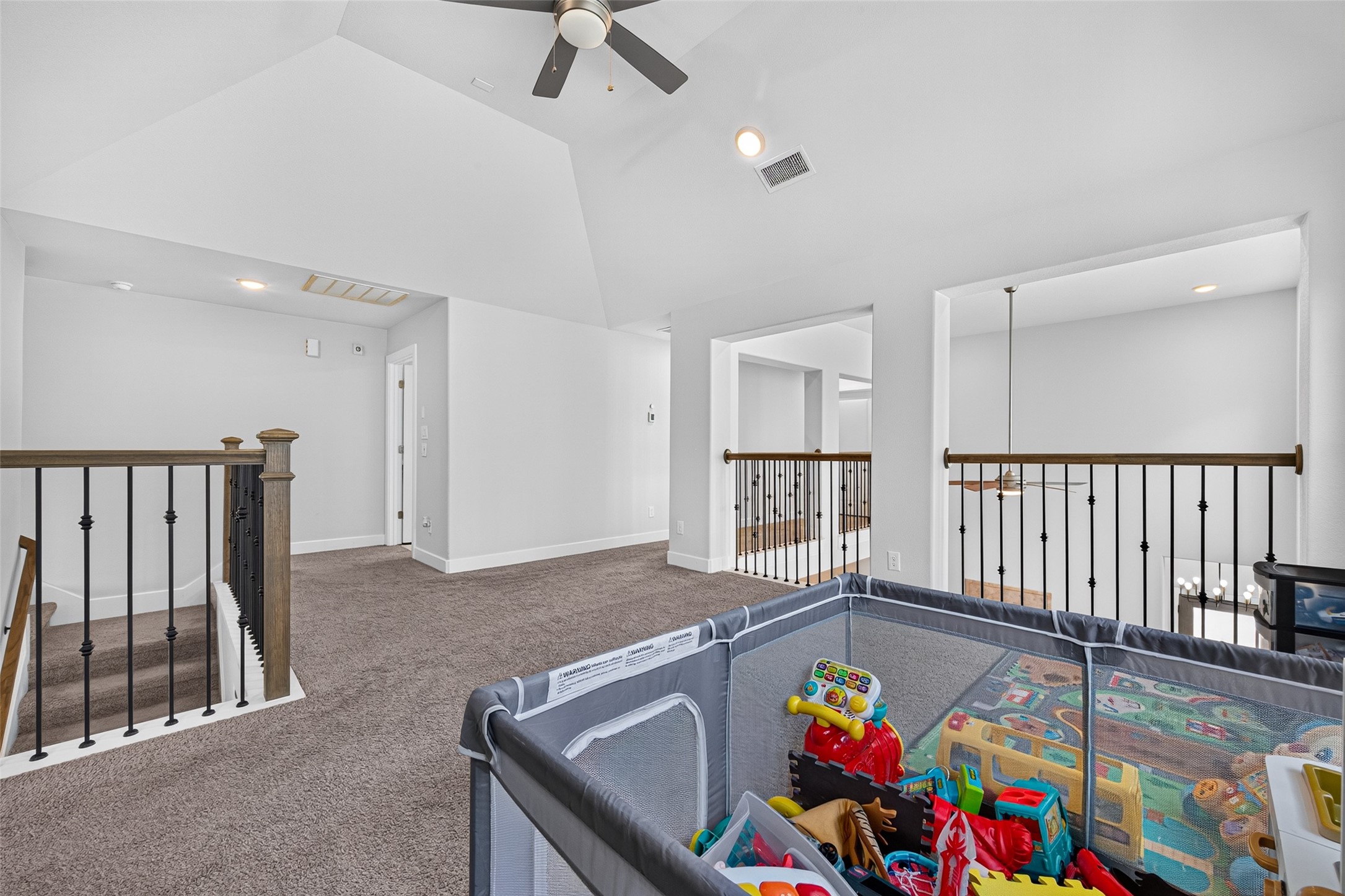 435 Imperial Boulevard Property Photo 29
