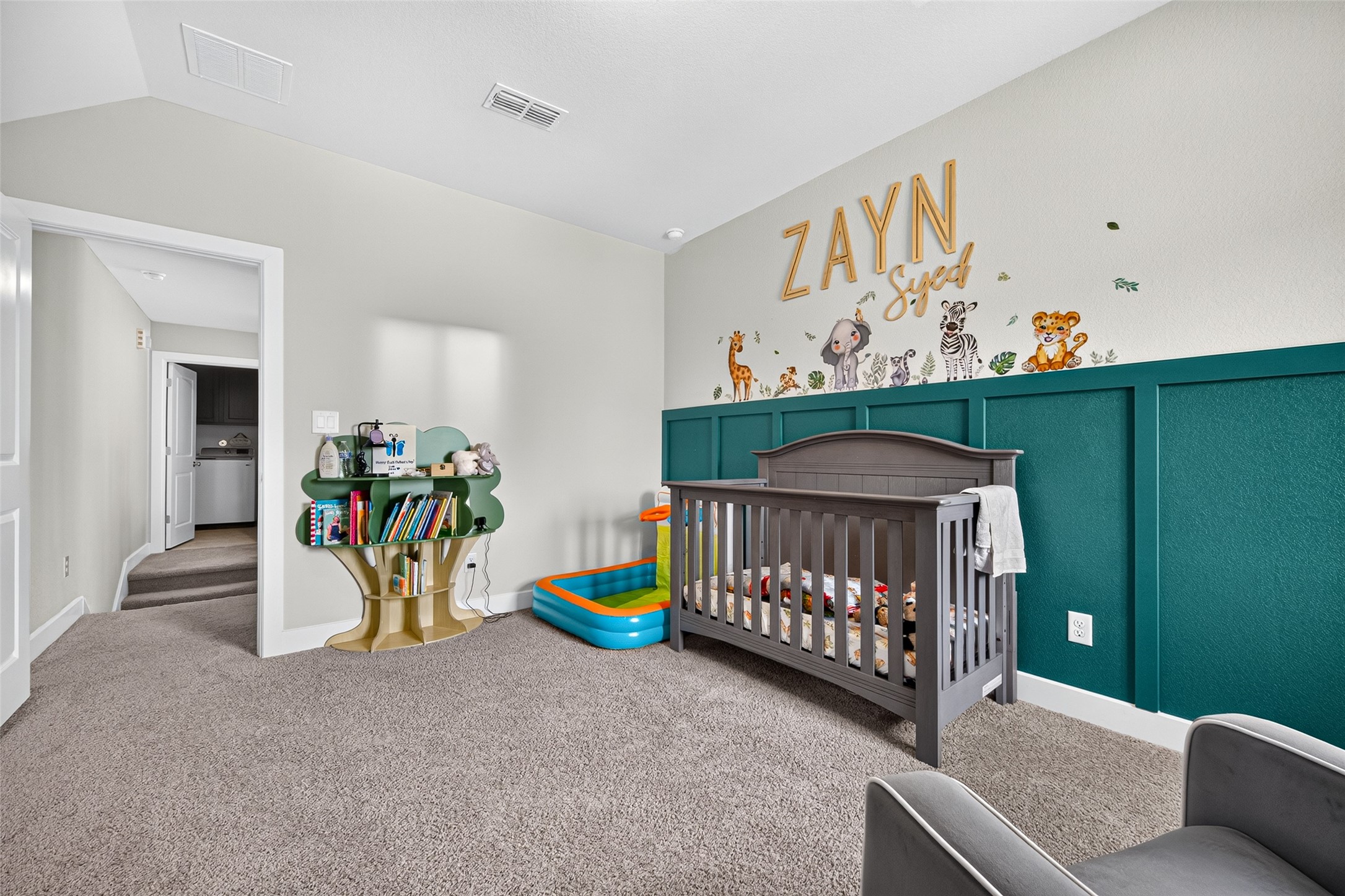 435 Imperial Boulevard Property Photo 42