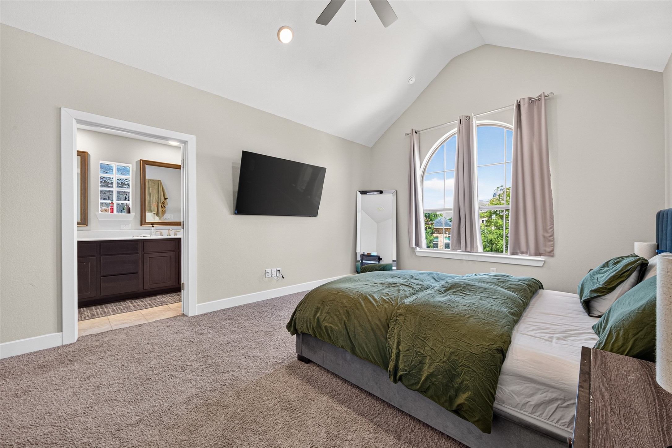 435 Imperial Boulevard Property Photo 45