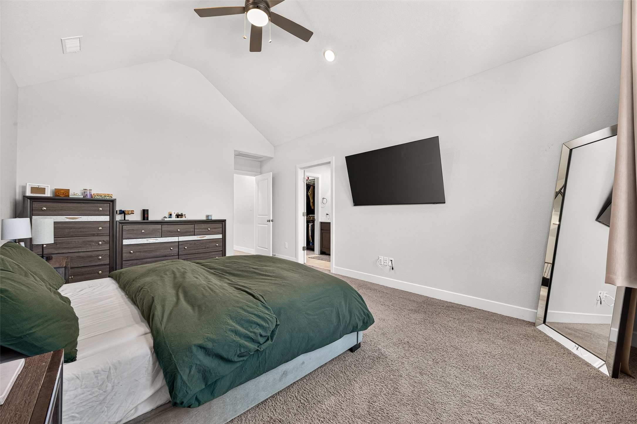 435 Imperial Boulevard Property Photo 46