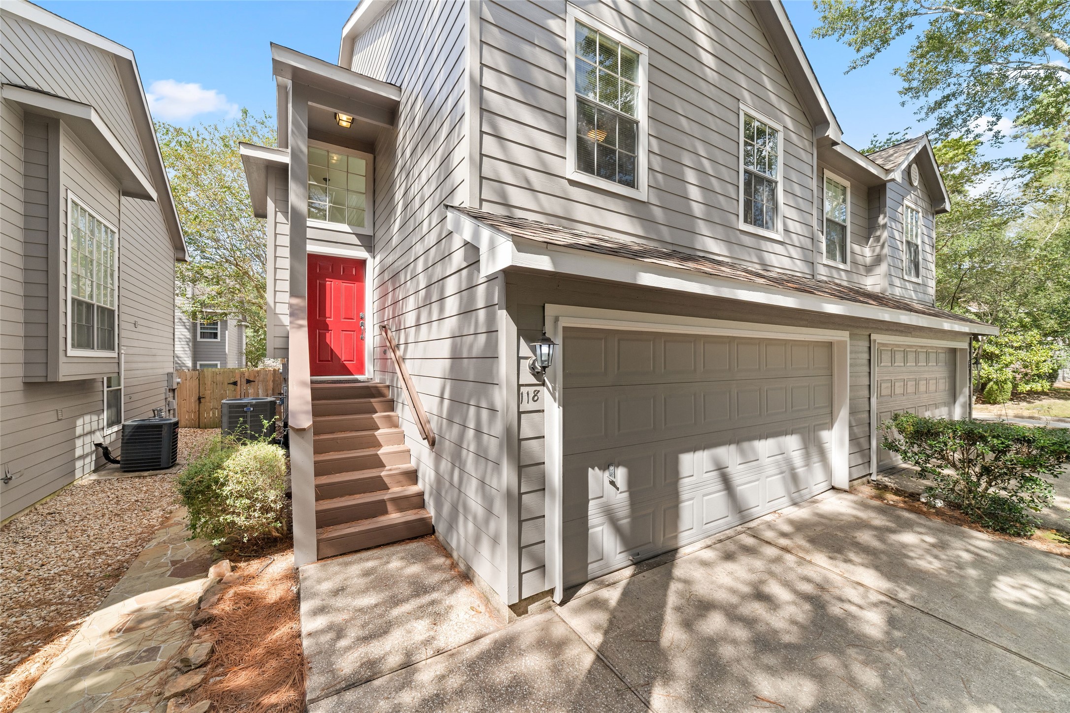 118 Anise Tree Place Property Photo 2
