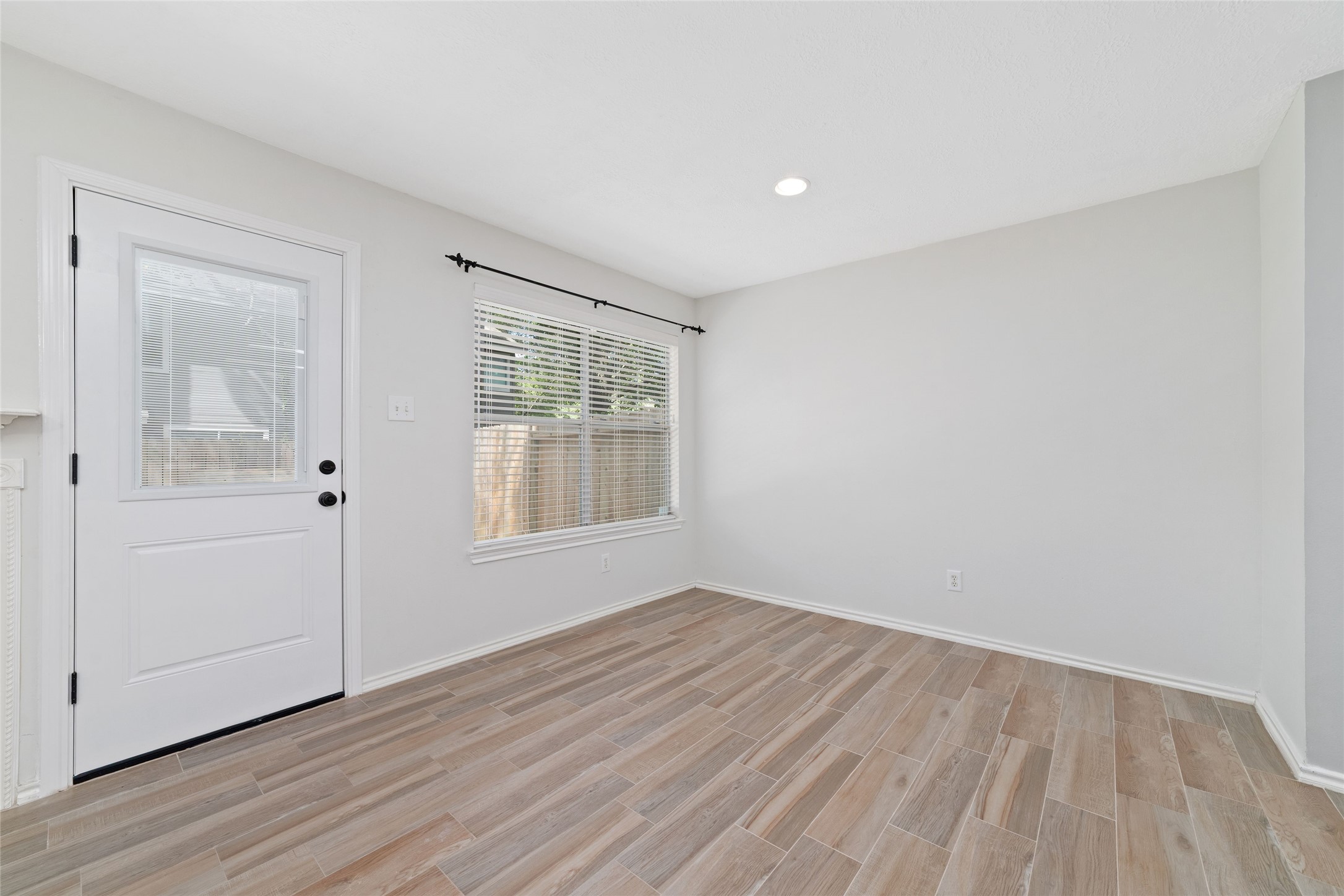118 Anise Tree Place Property Photo 7