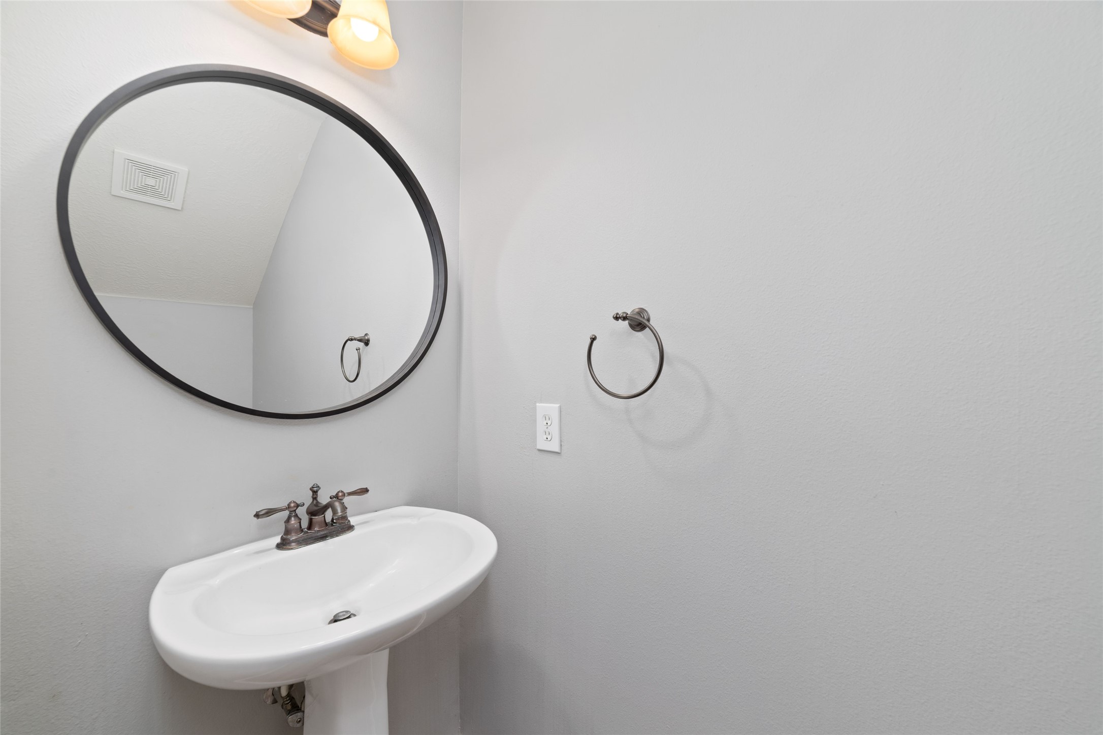 118 Anise Tree Place Property Photo 12
