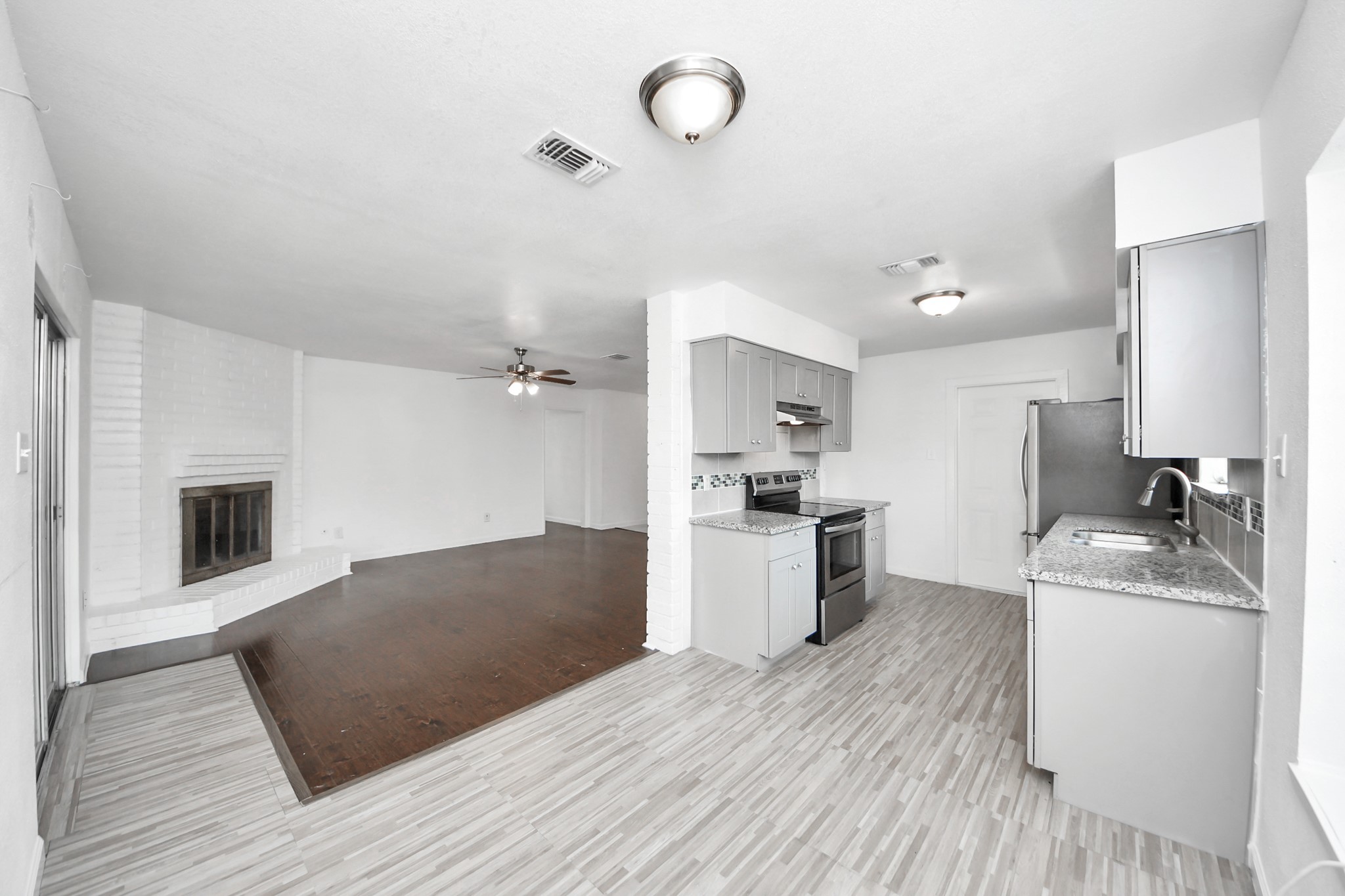 7410 La Place Drive Property Photo 12