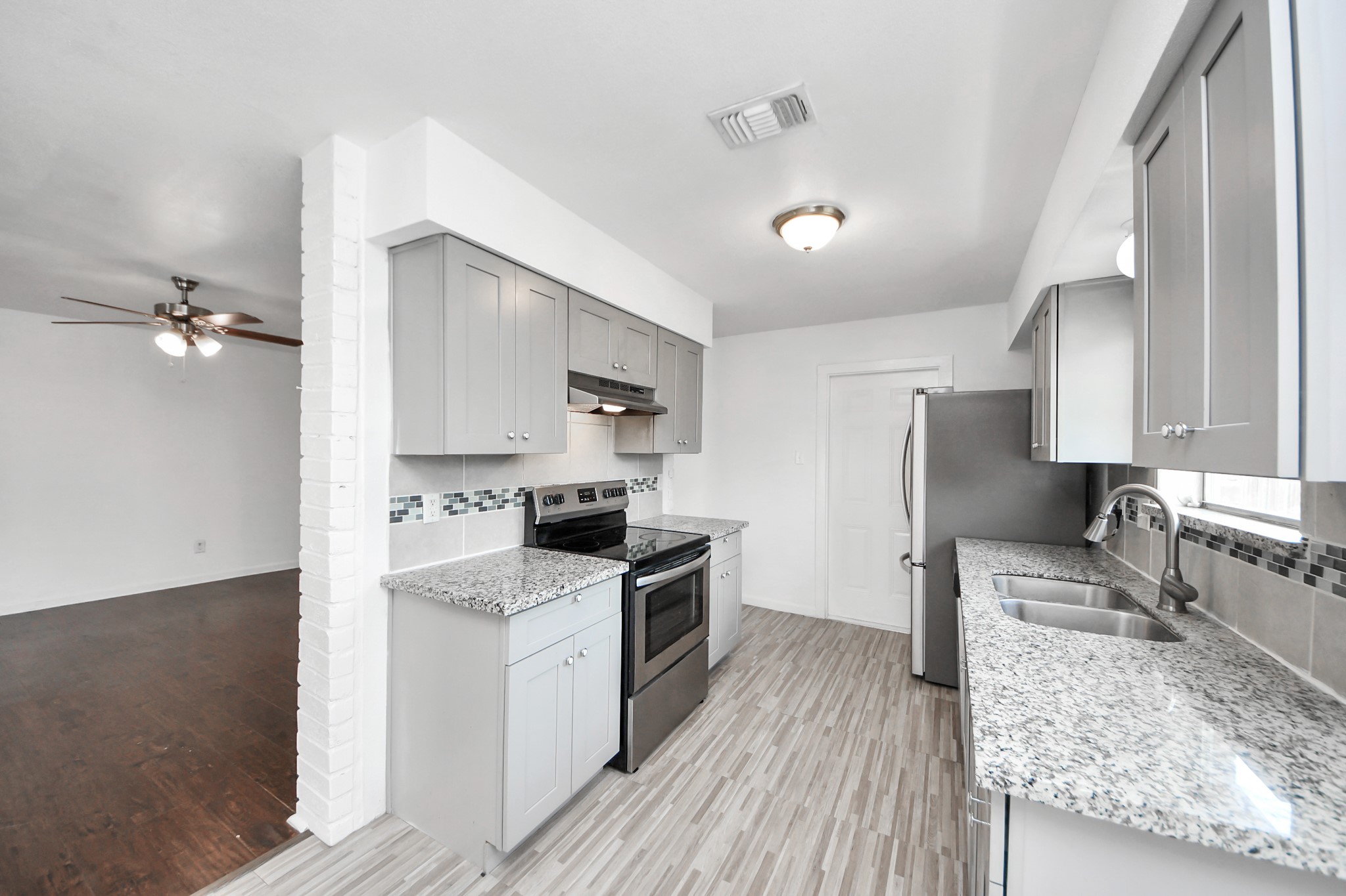 7410 La Place Drive Property Photo 14
