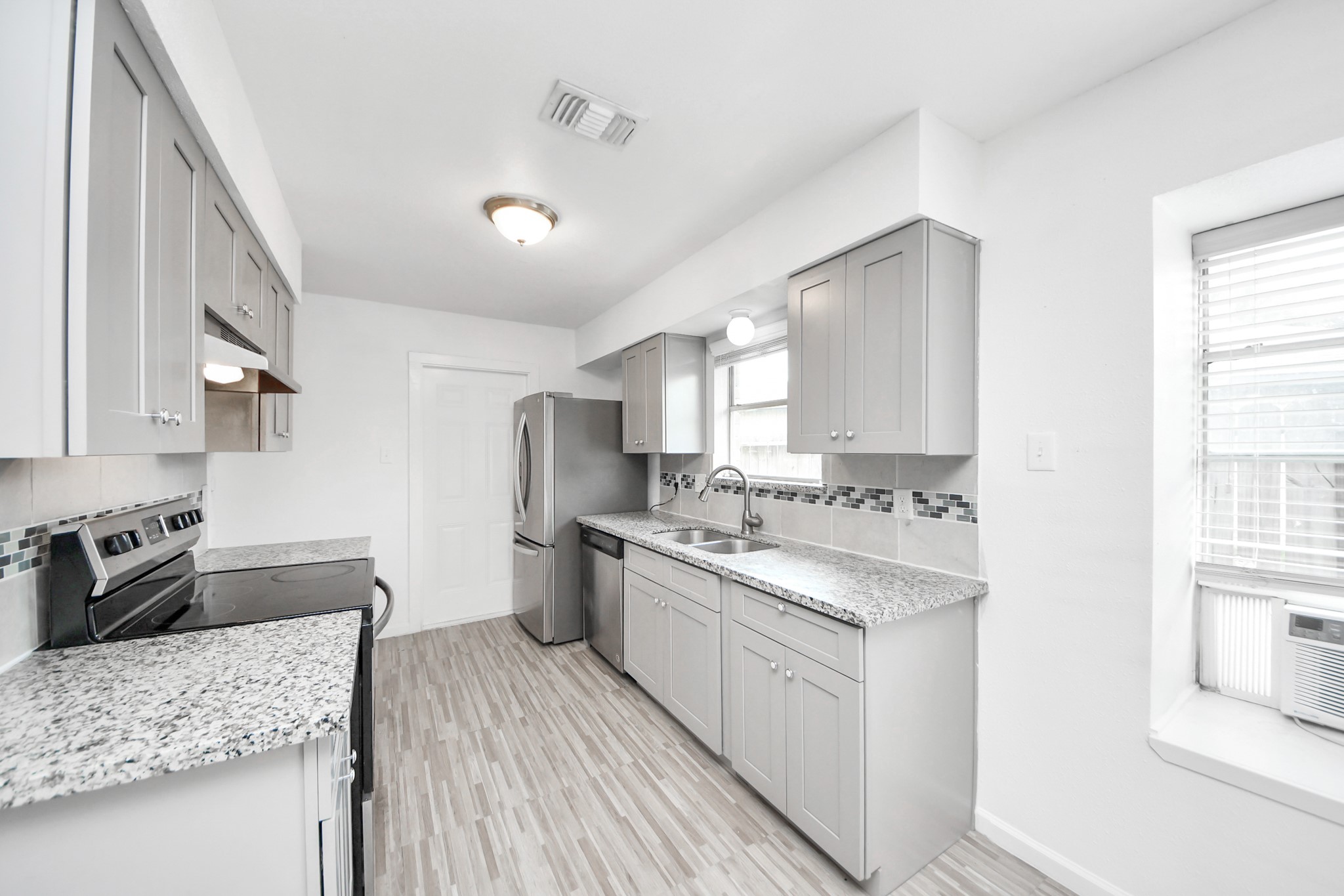 7410 La Place Drive Property Photo 15