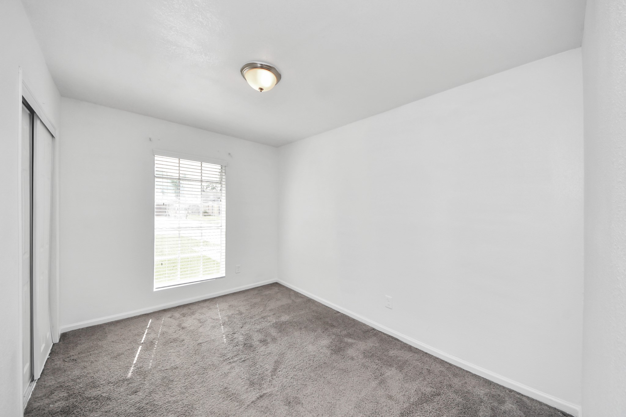 7410 La Place Drive Property Photo 21