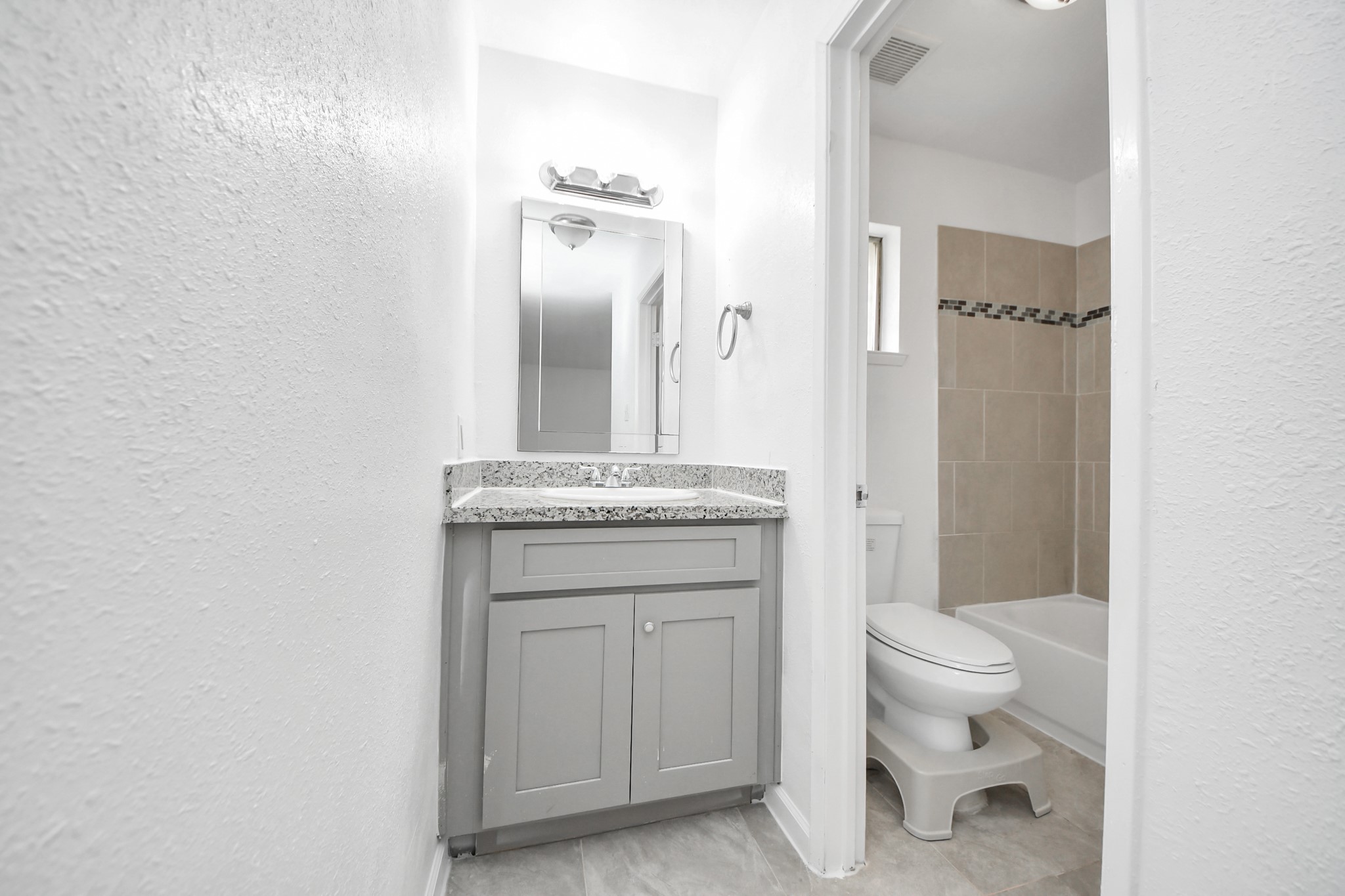 7410 La Place Drive Property Photo 30