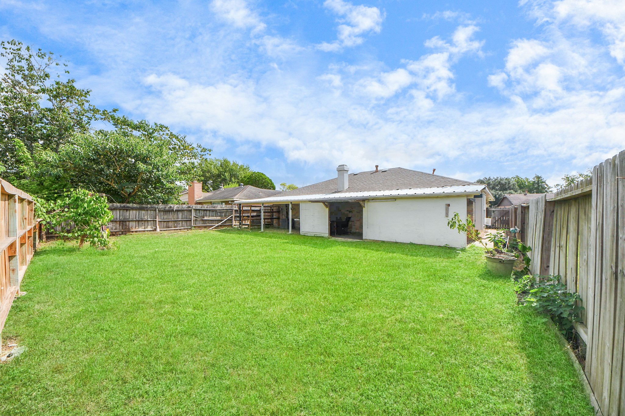 7410 La Place Drive Property Photo 33