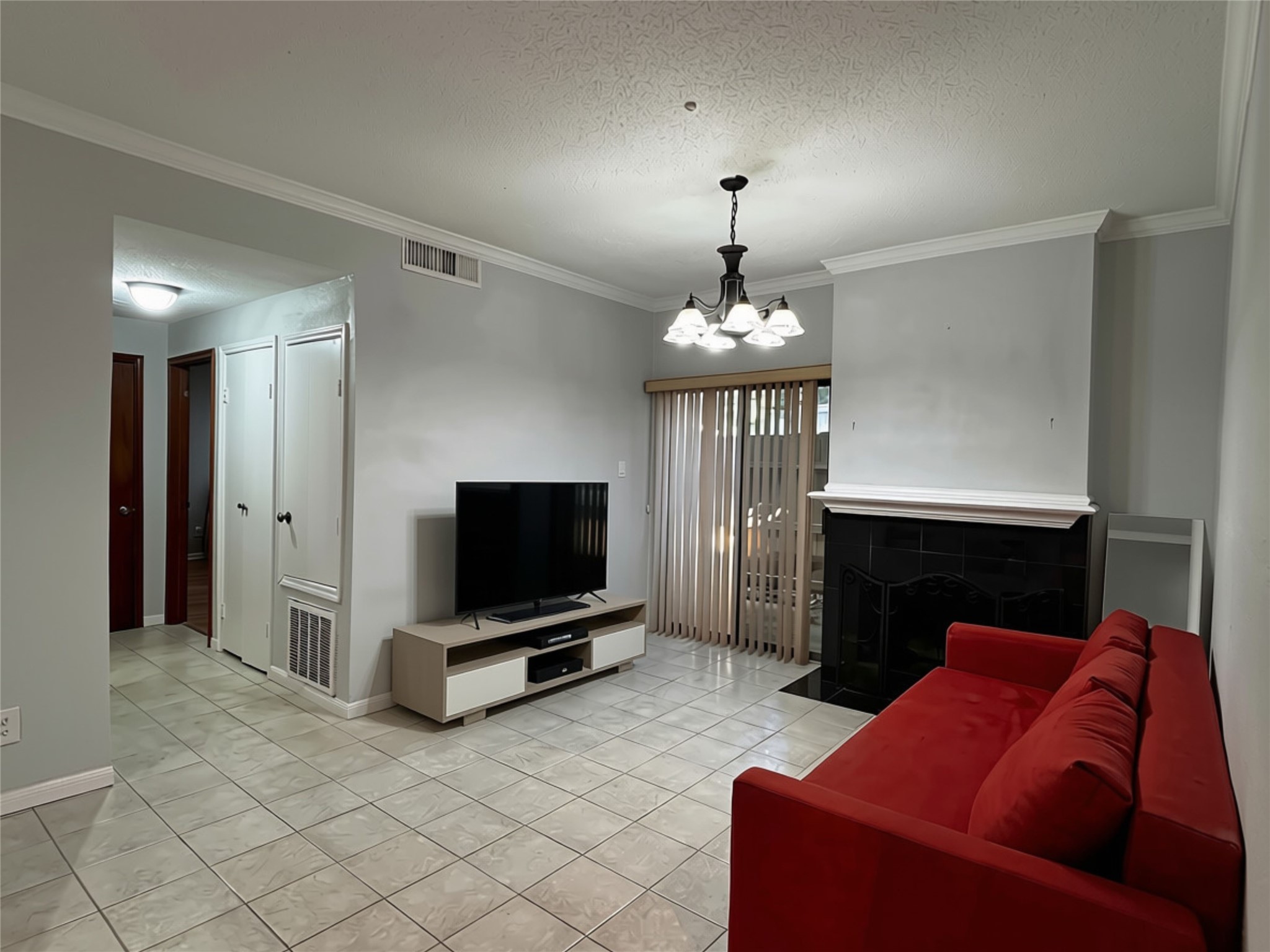 7900 N Stadium Drive 15 Property Photo 3