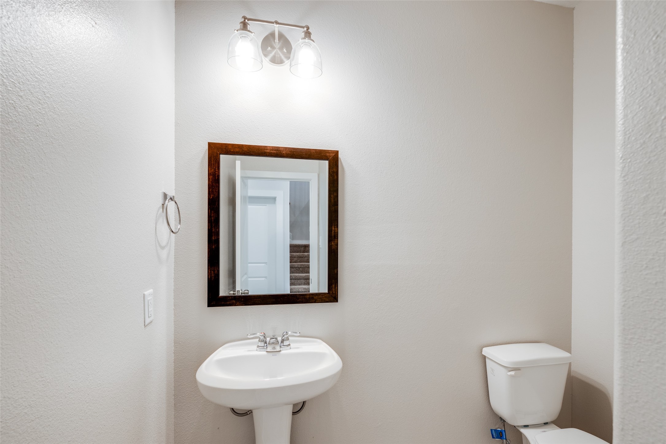 1539 Revolution Way Property Photo 18