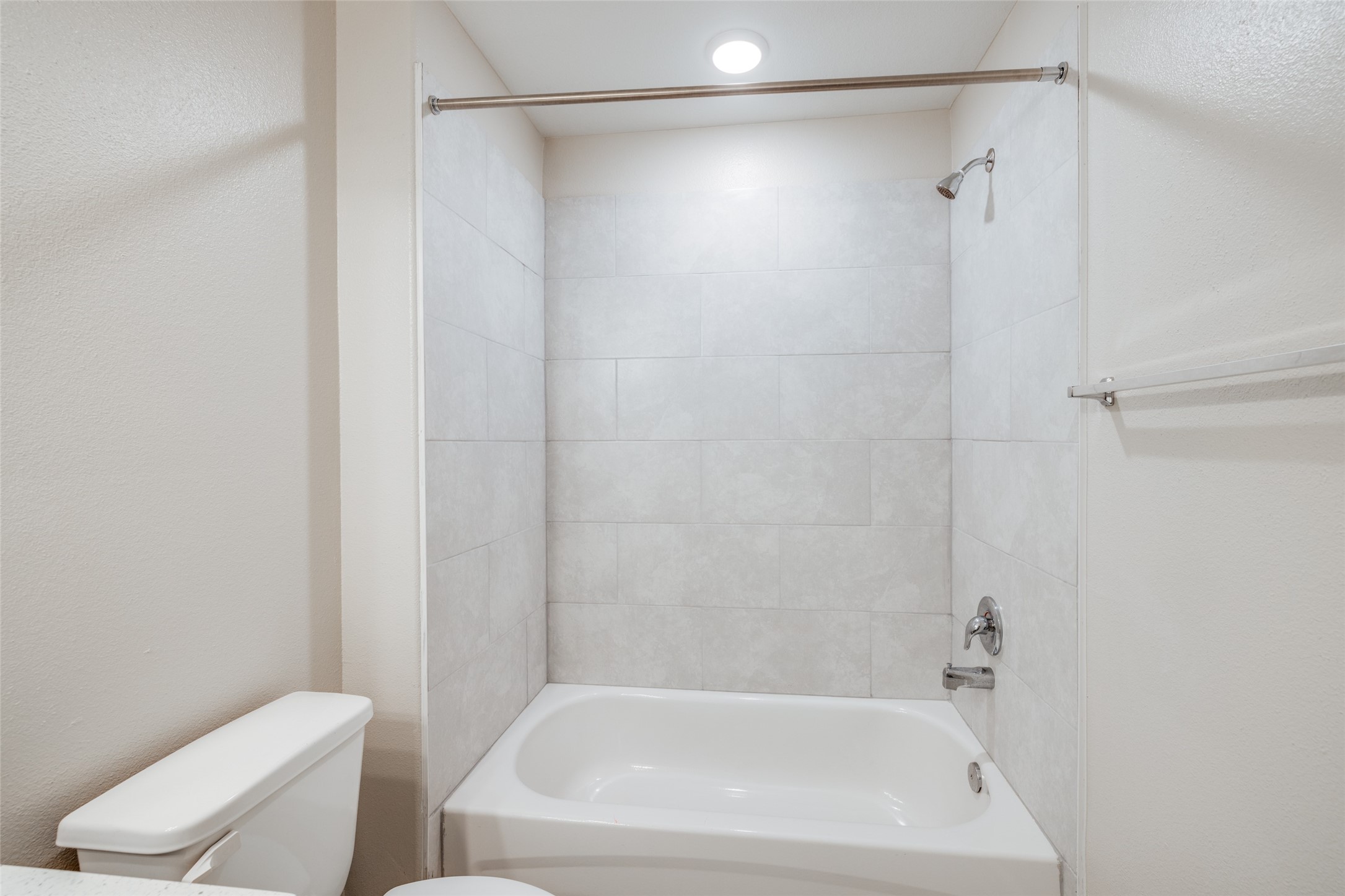 1539 Revolution Way Property Photo 25
