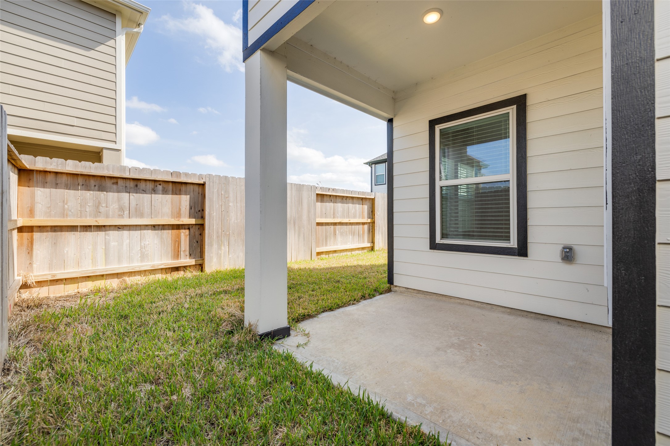 1539 Revolution Way Property Photo 35