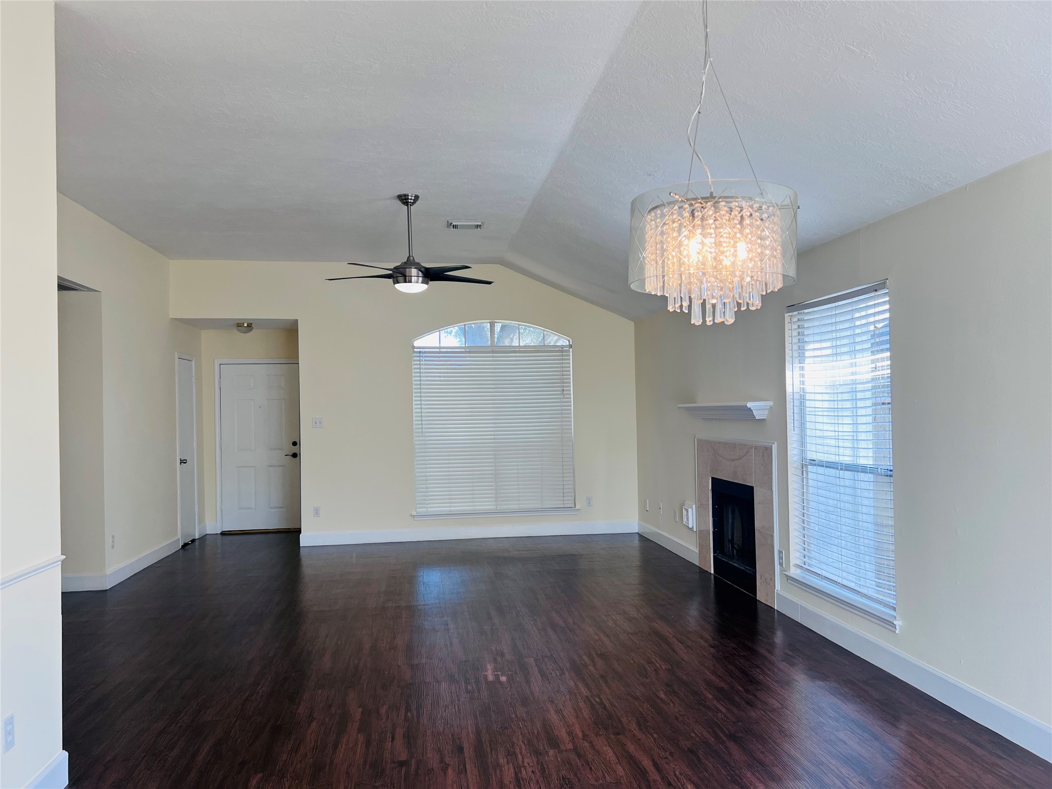 15330 Riverside Grove Drive Property Photo 2
