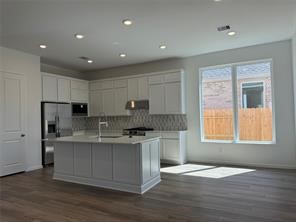 26227 Forest Brush Lane Property Photo 4