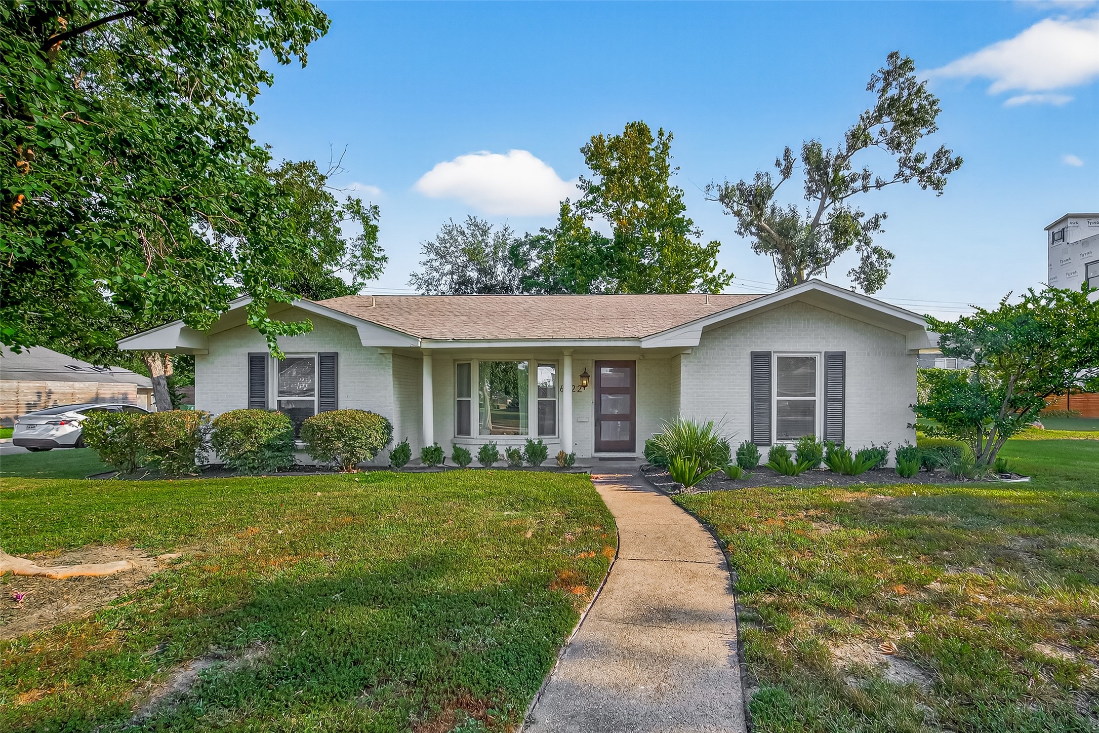 6822 Hartland Street Property Photo 1