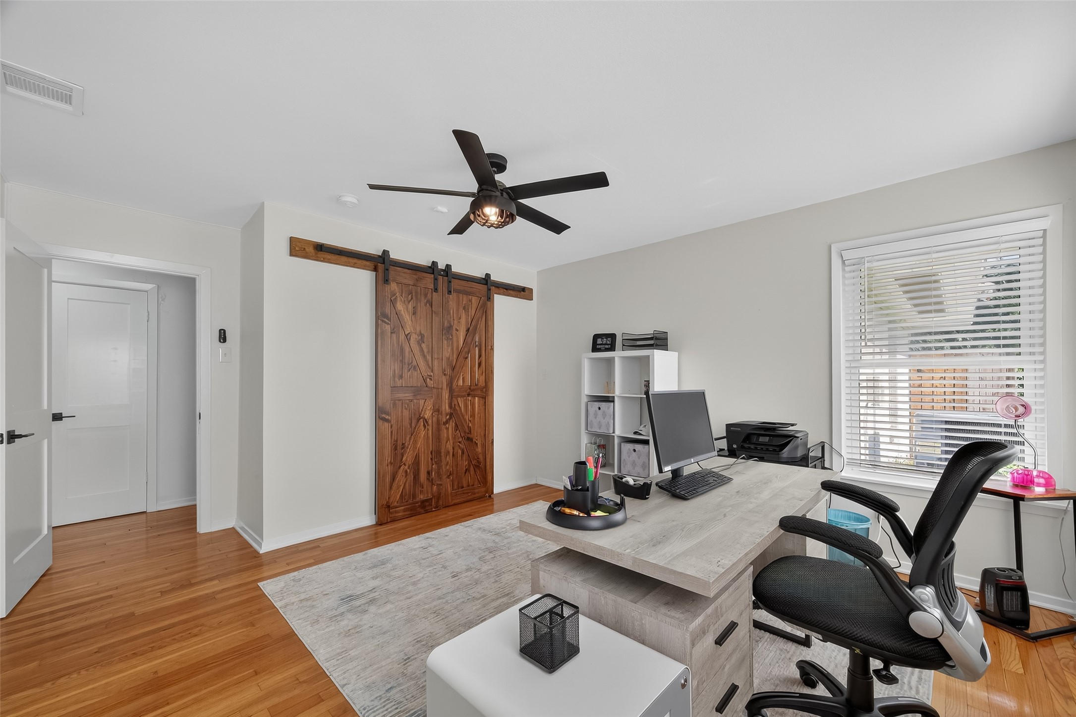 6822 Hartland Street Property Photo 33