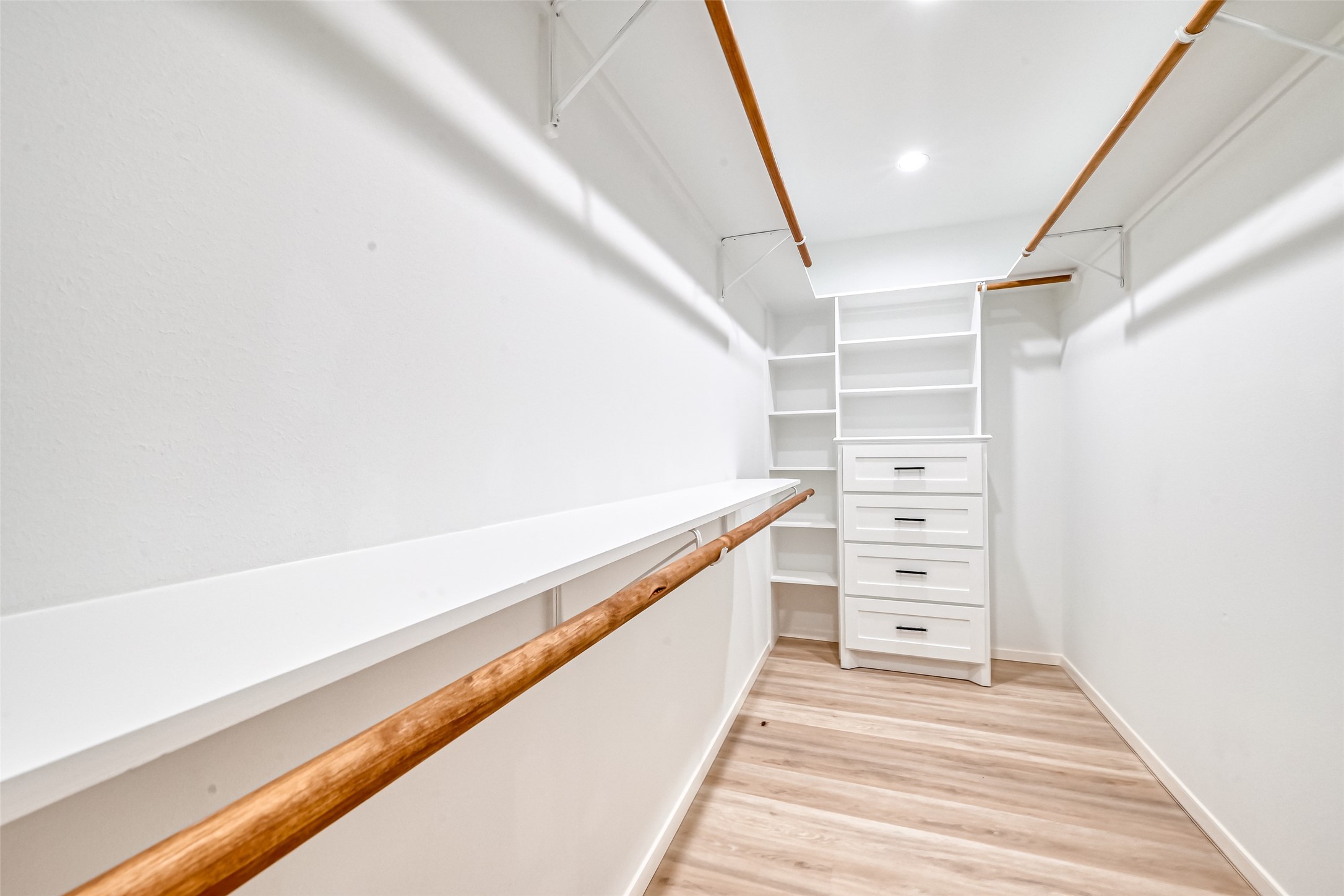 6822 Hartland Street Property Photo 40