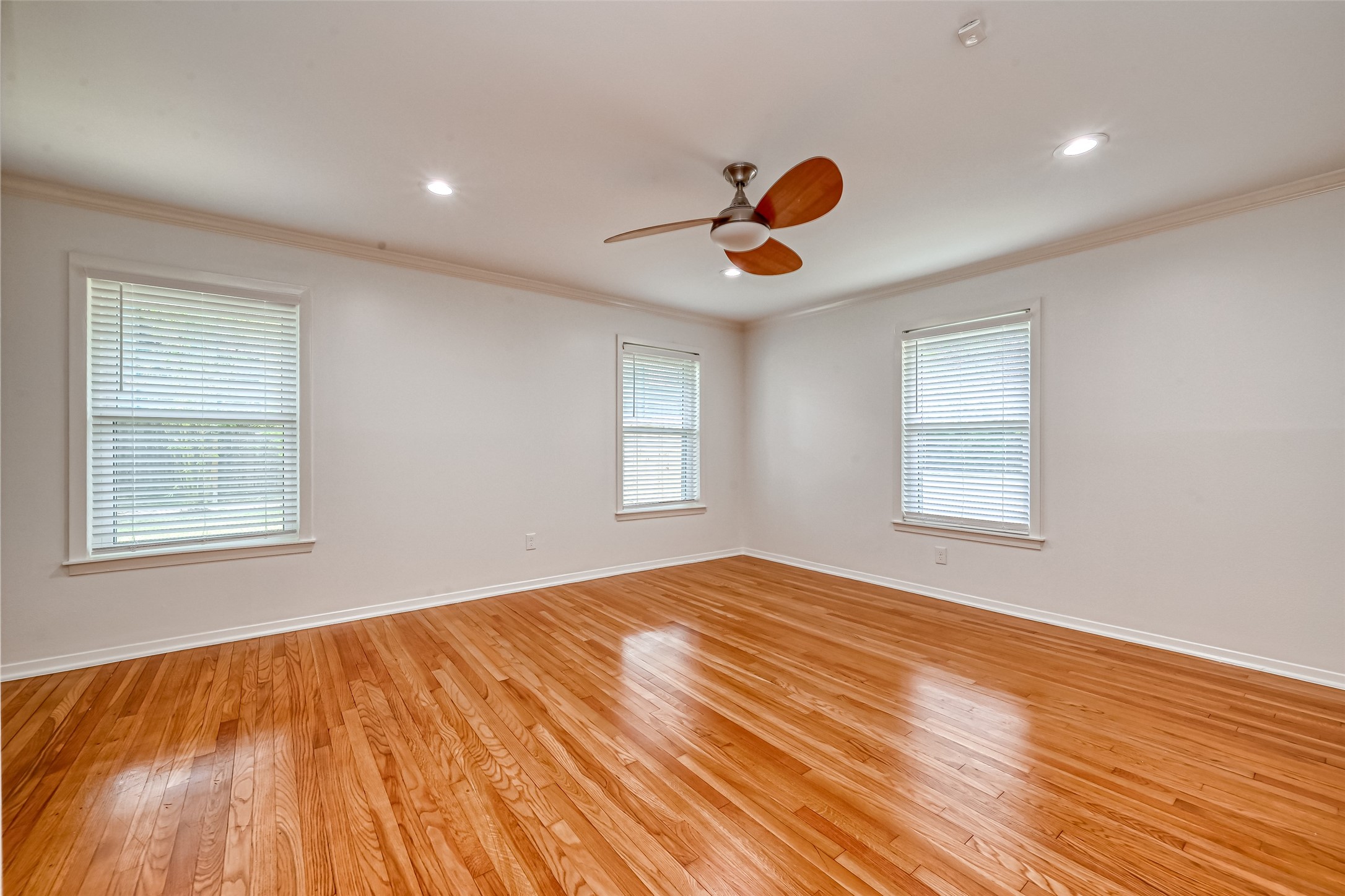 6822 Hartland Street Property Photo 41