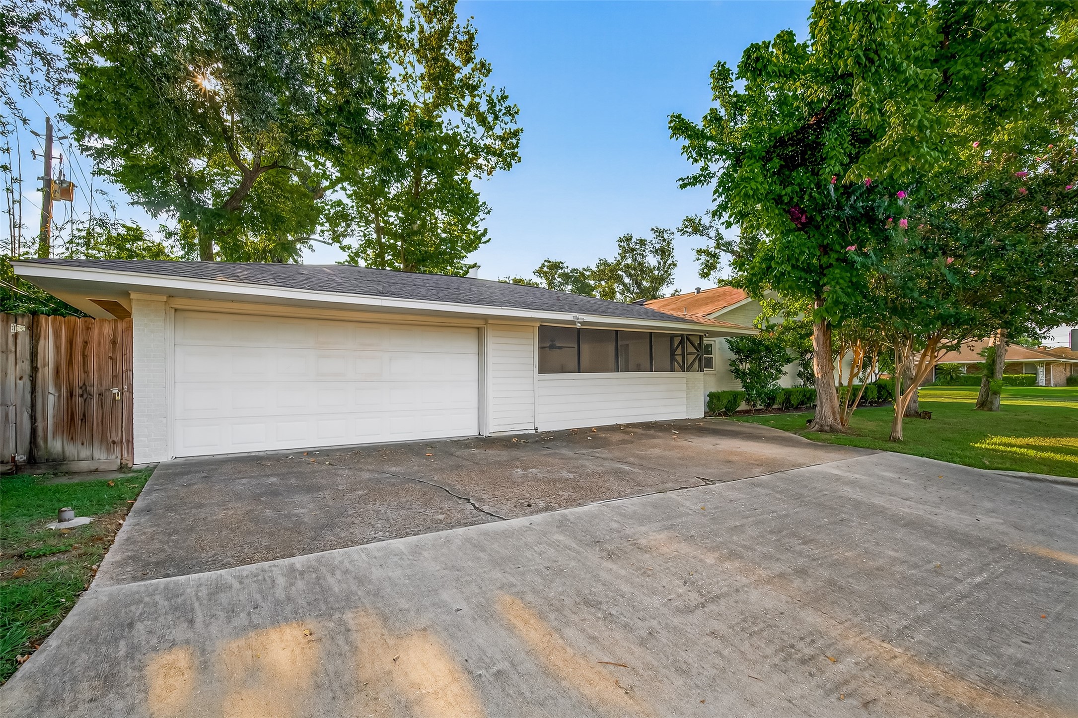 6822 Hartland Street Property Photo 44