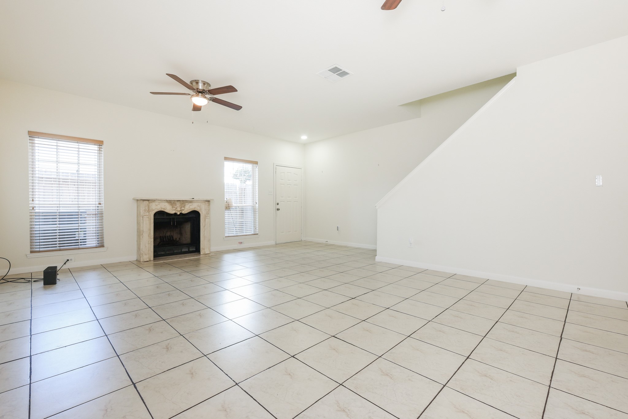 17441 Red Oak Drive 7441 Property Photo 5