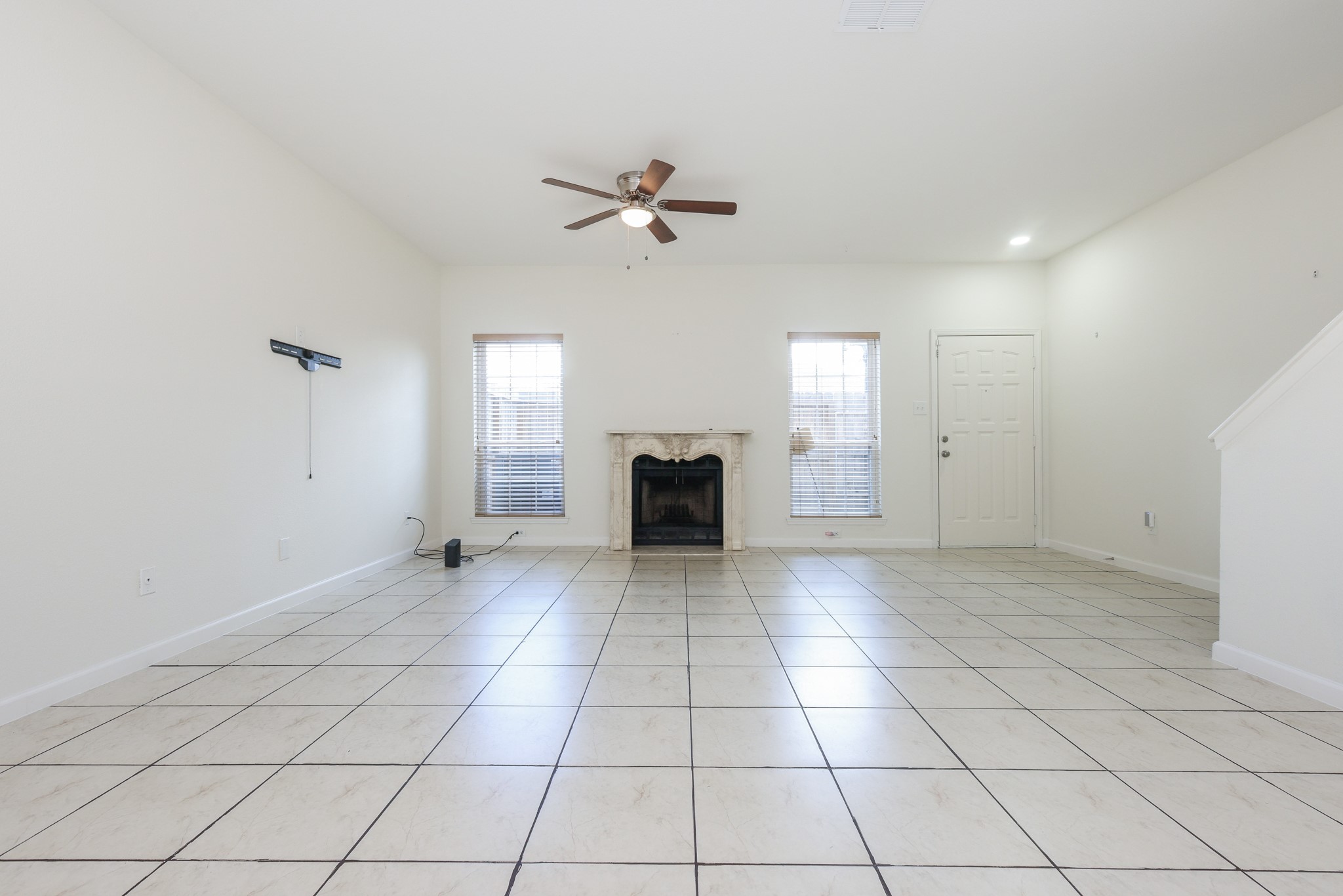 17441 Red Oak Drive 7441 Property Photo 6