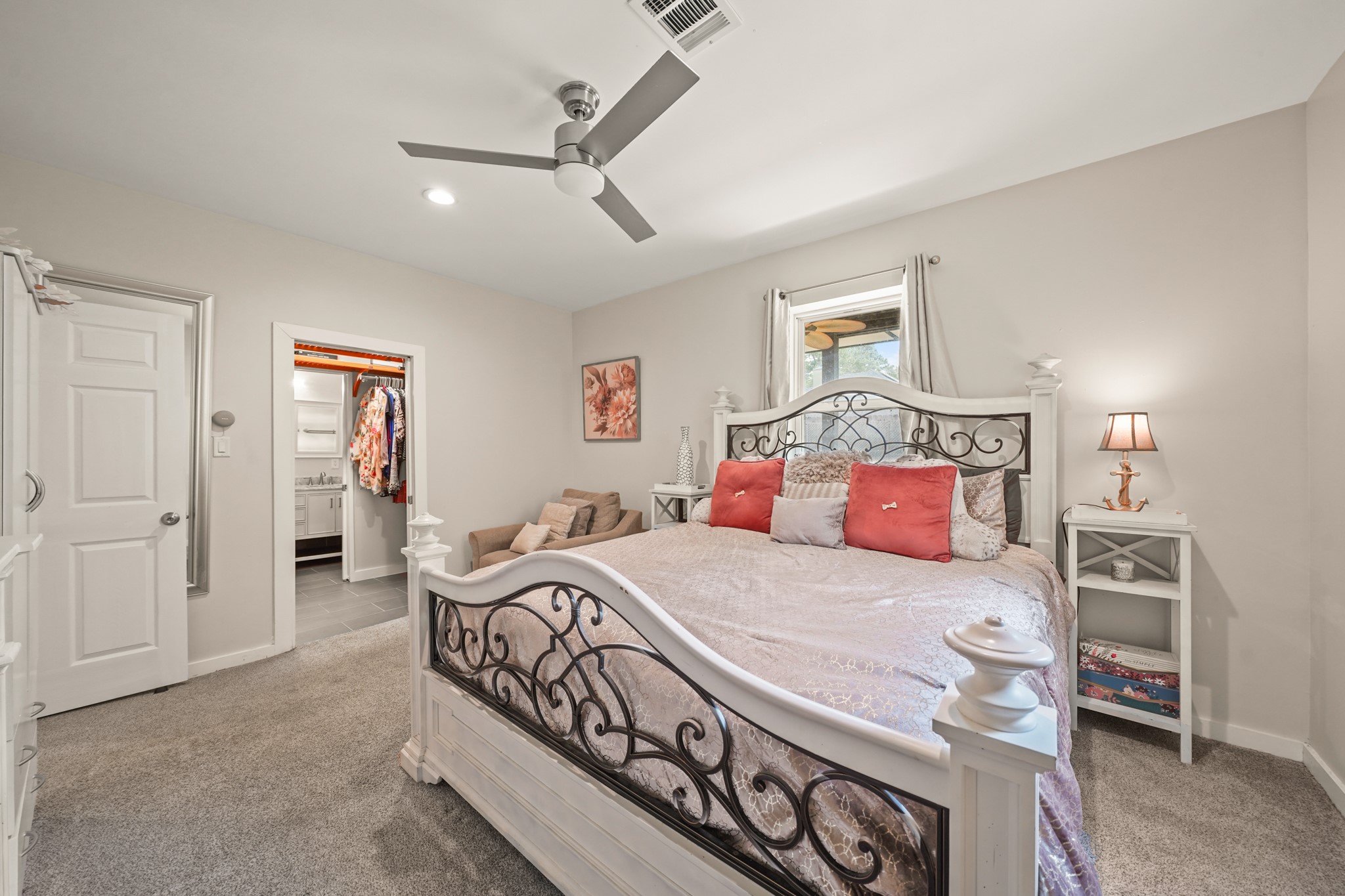 7317 Falling Oaks Street Property Photo 17