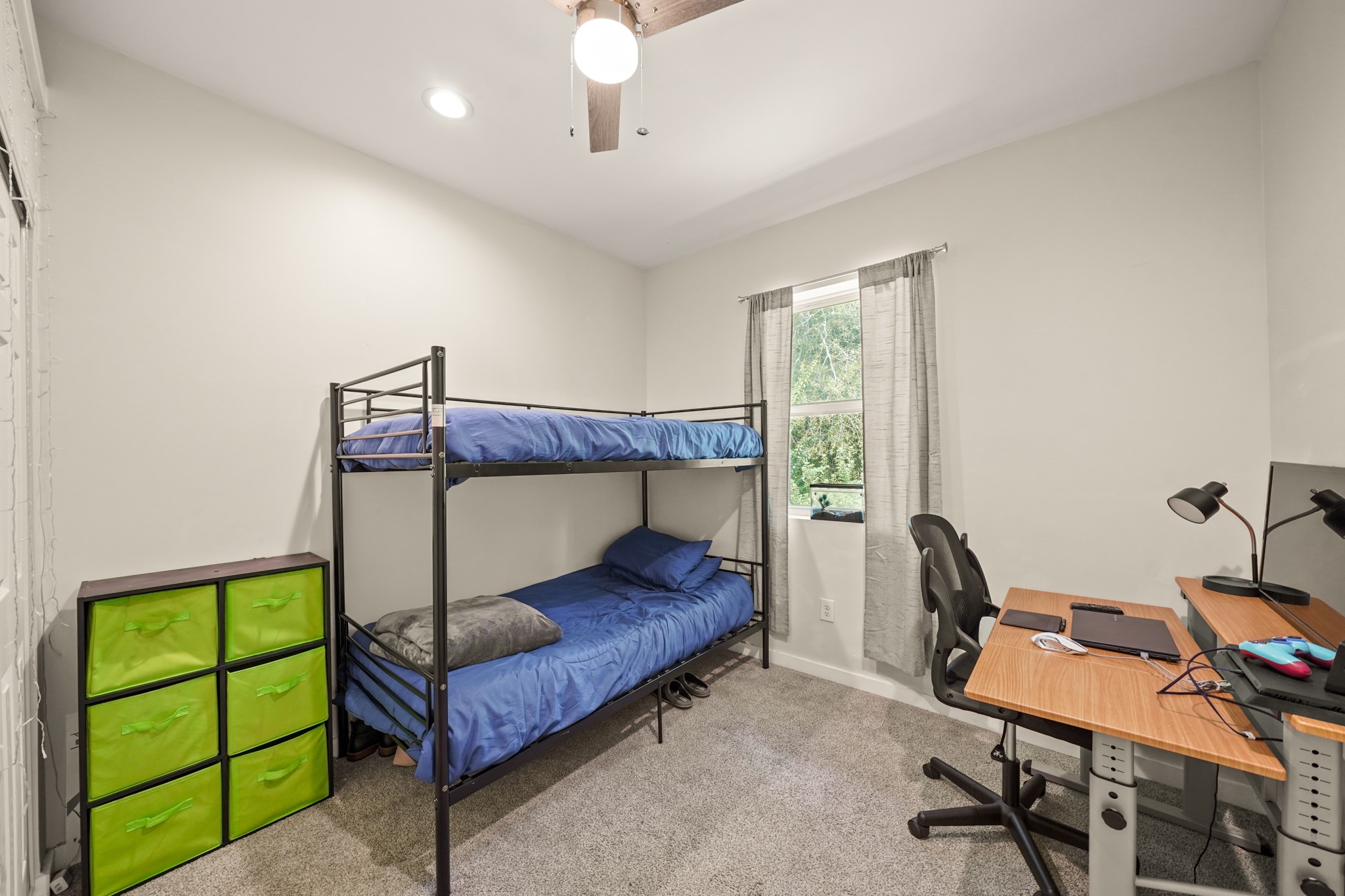 7317 Falling Oaks Street Property Photo 22