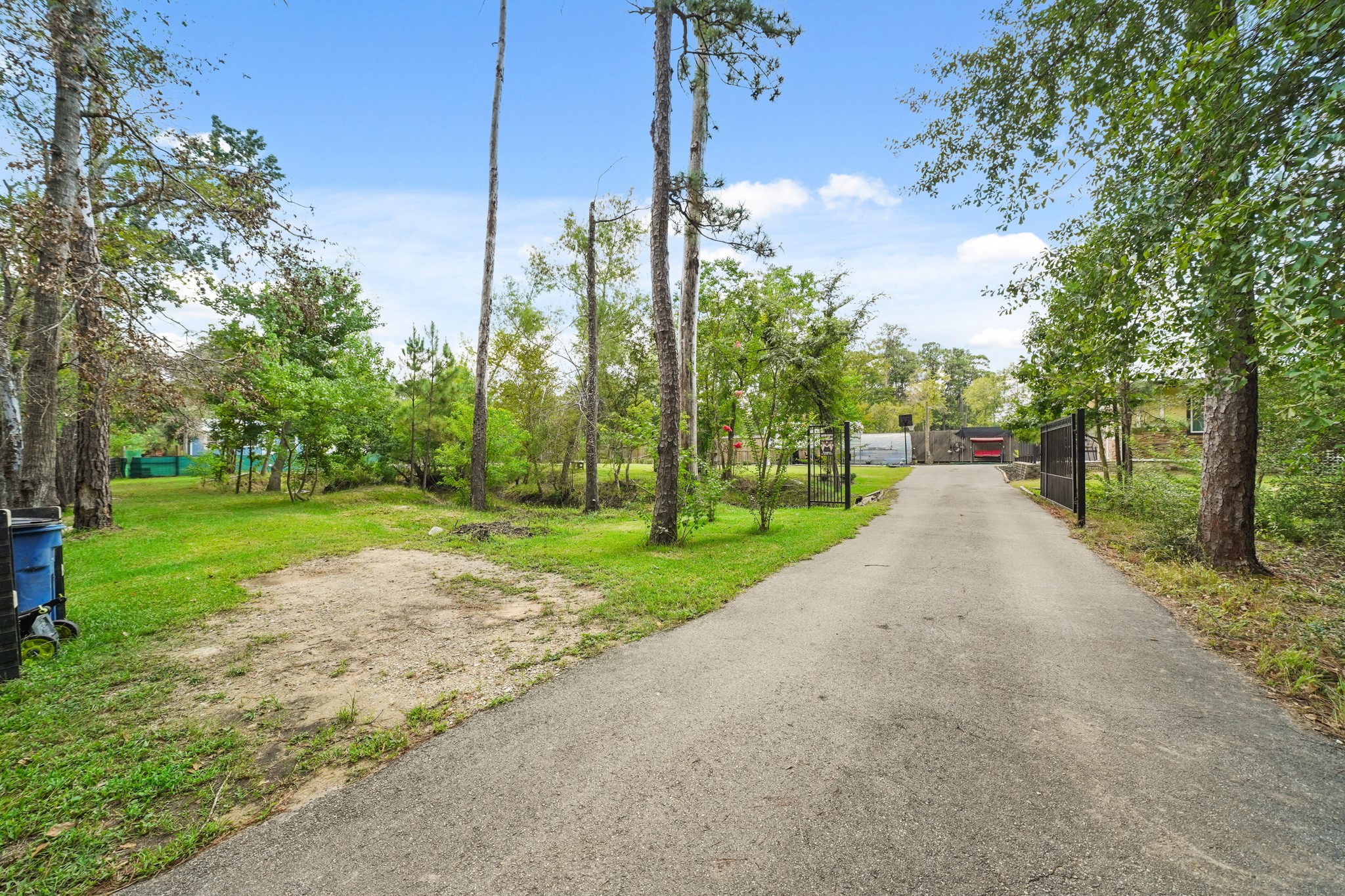 7317 Falling Oaks Street Property Photo 29