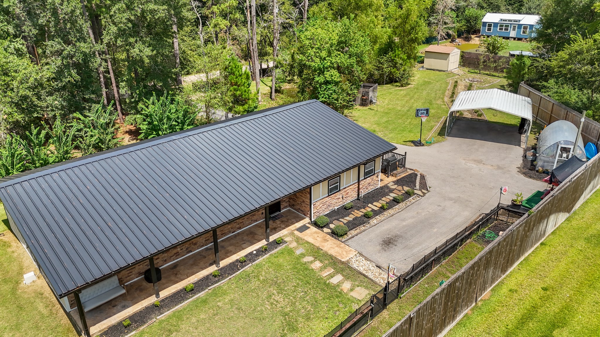 7317 Falling Oaks Street Property Photo 31