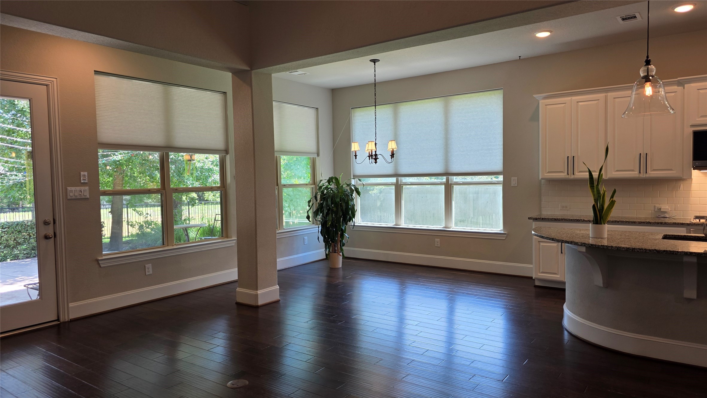 142 Mayfield Drive Property Photo 8