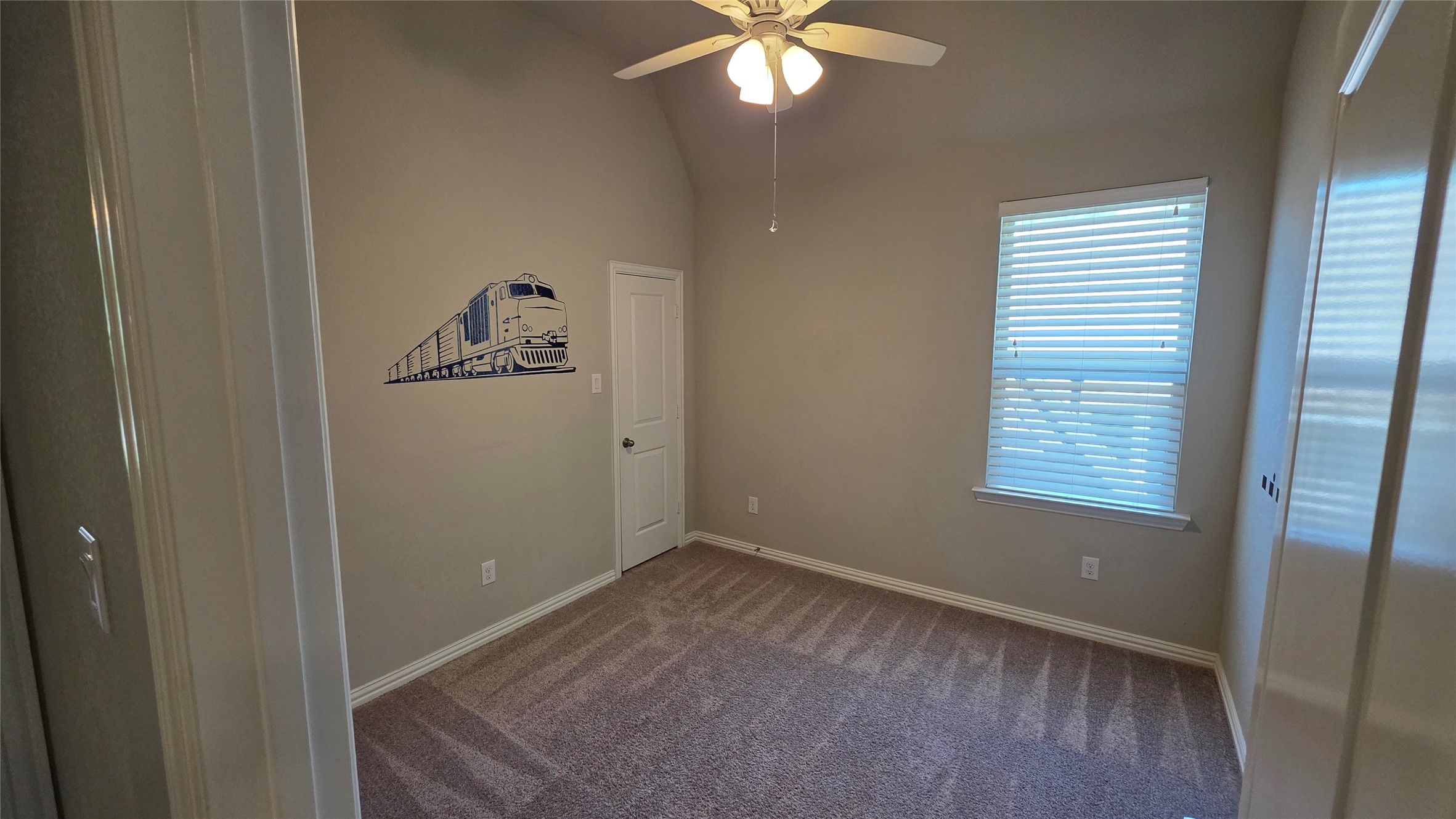 142 Mayfield Drive Property Photo 19