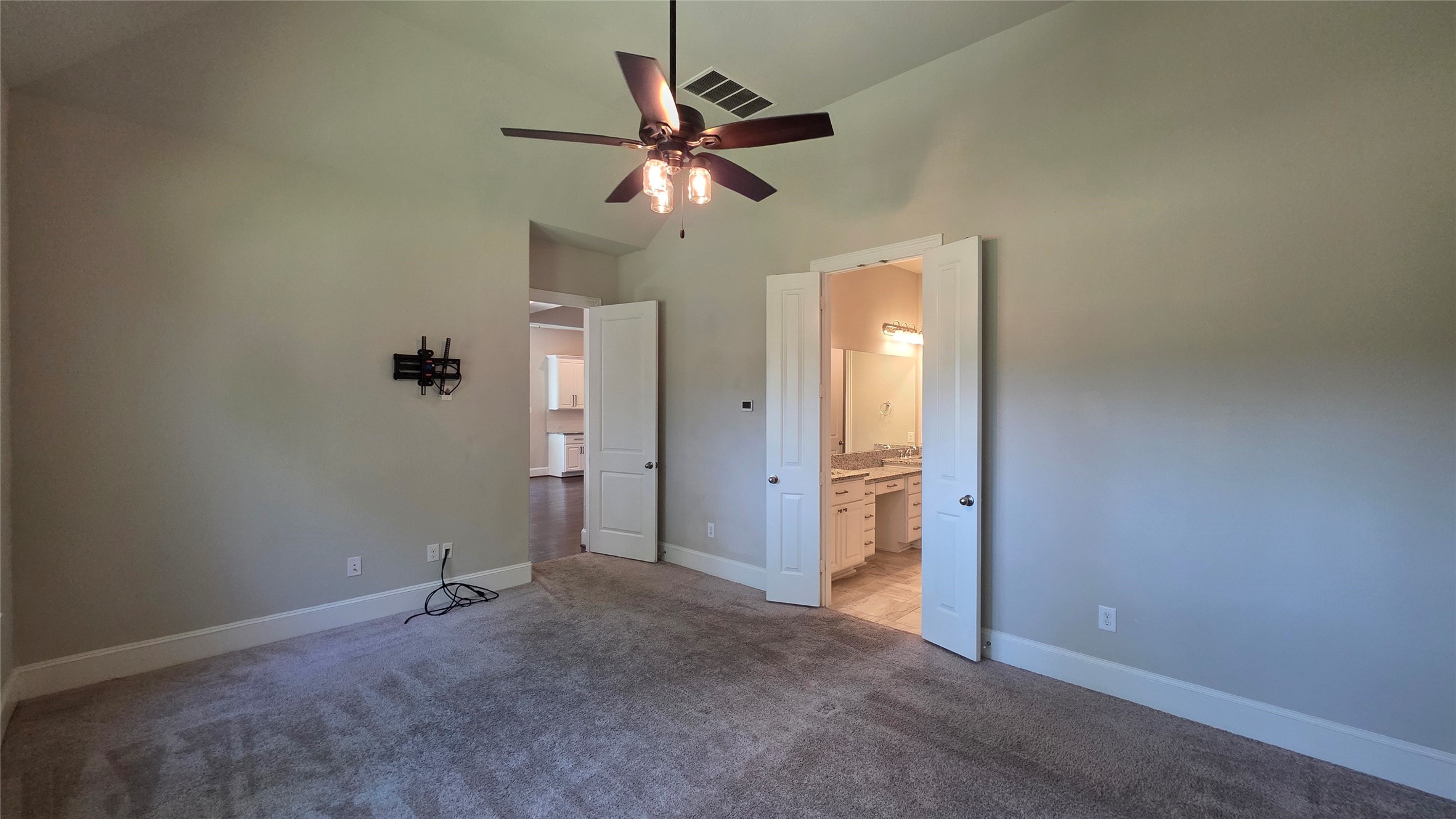 142 Mayfield Drive Property Photo 30
